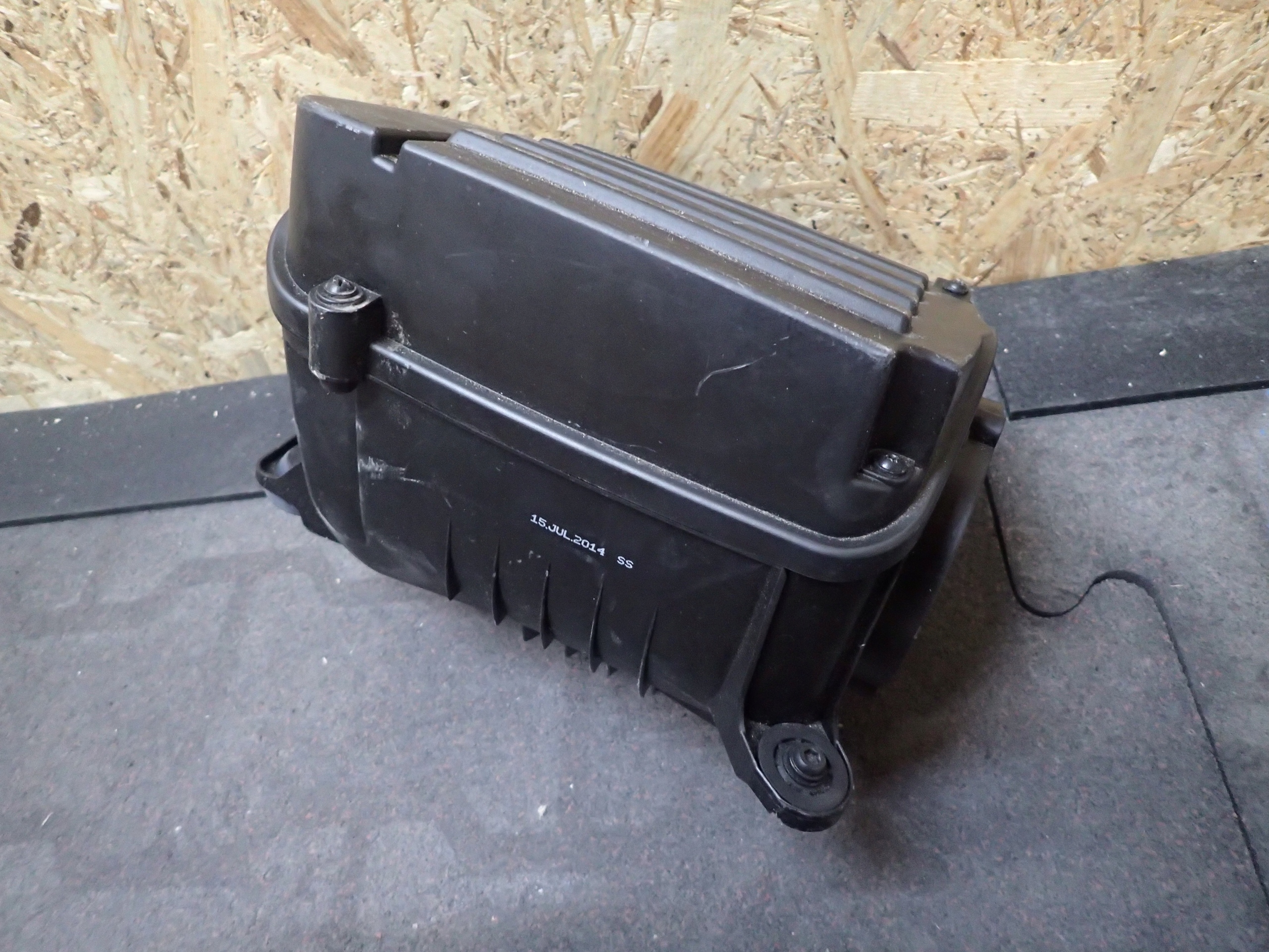 FILTER LUFT GEHÄUSE 1K0129607 VW AUDI SKODA