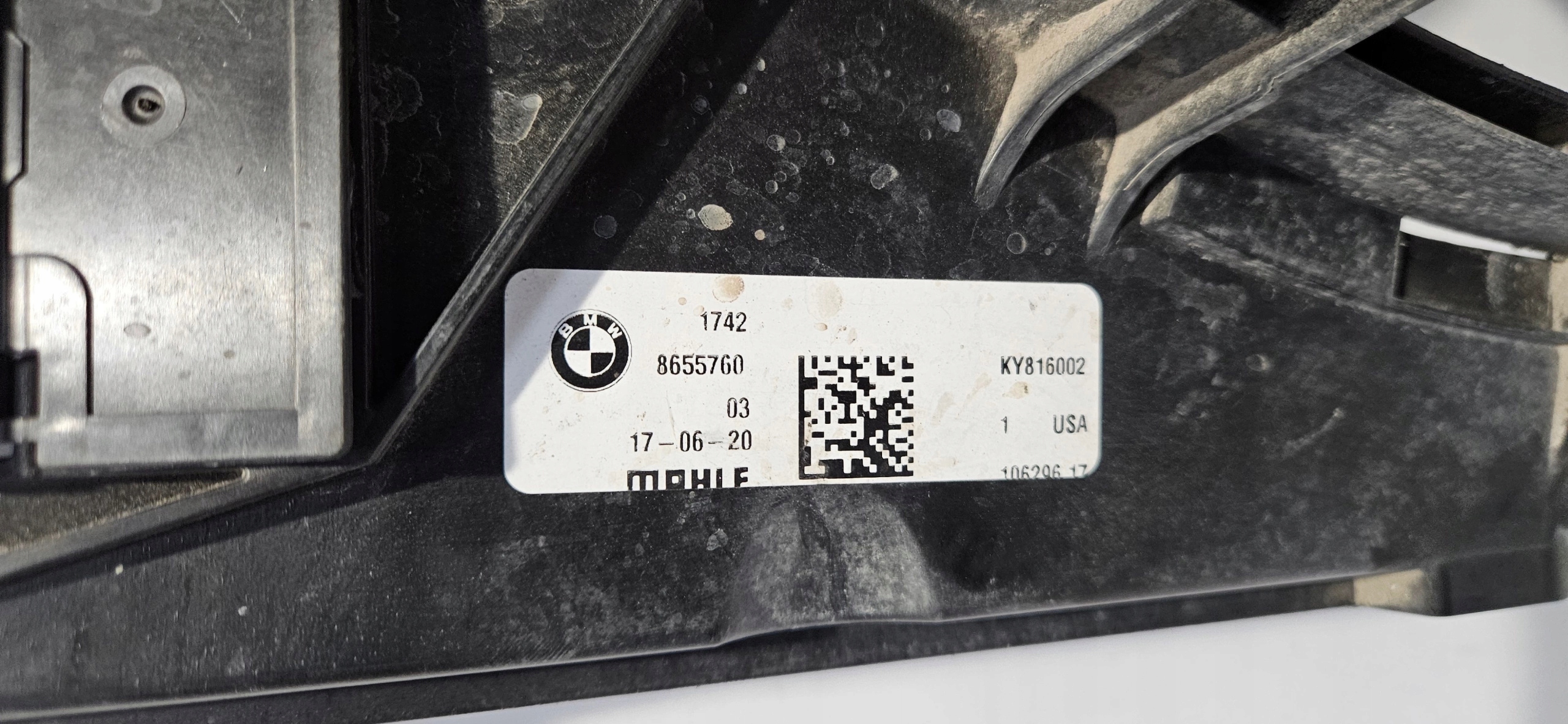 obal ventylátora BMW X5 G05 X6 G06 originál 8655760
