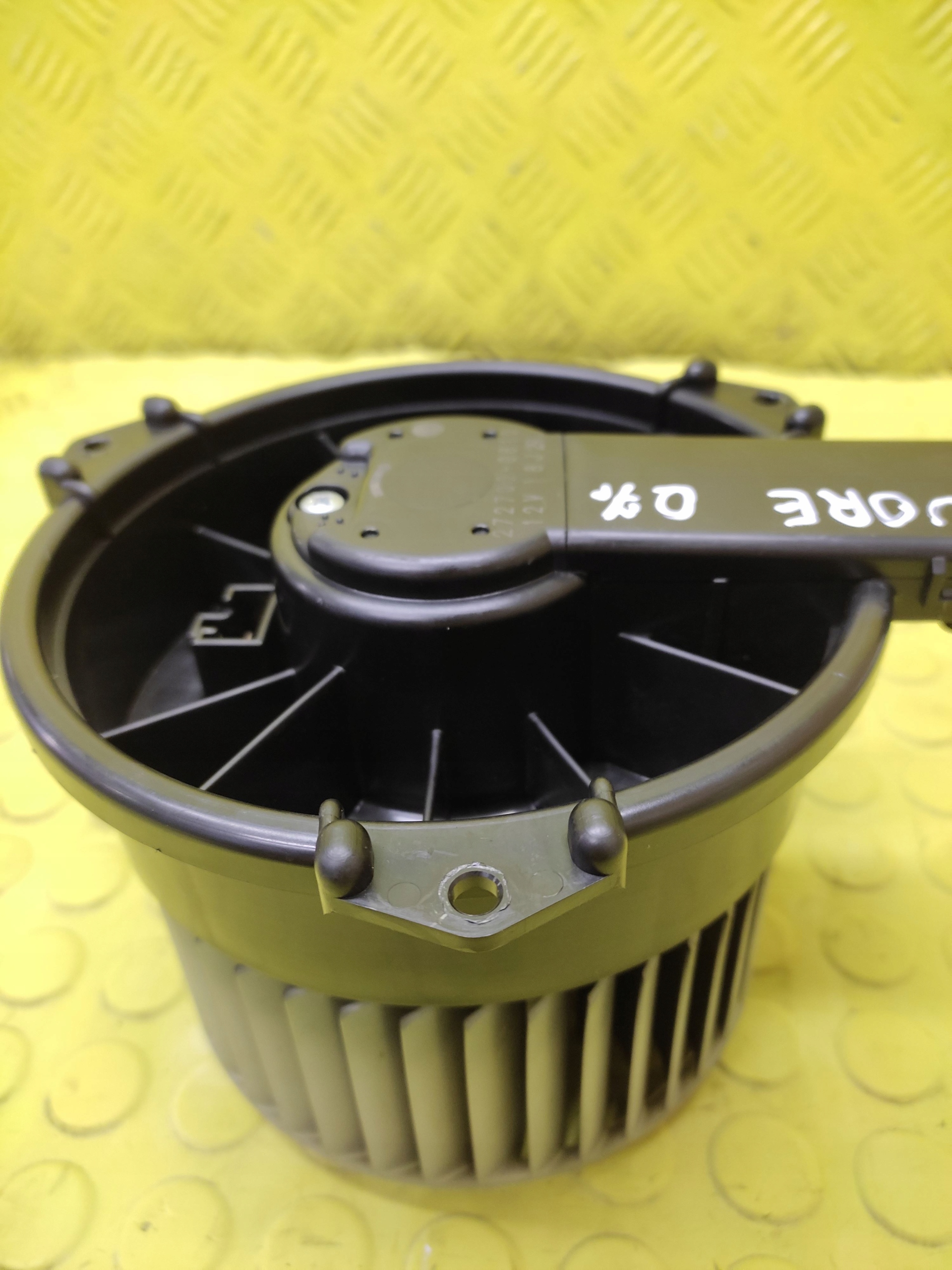 DAIHATSU CUORE VII DMUCHAWA luft 2727000810