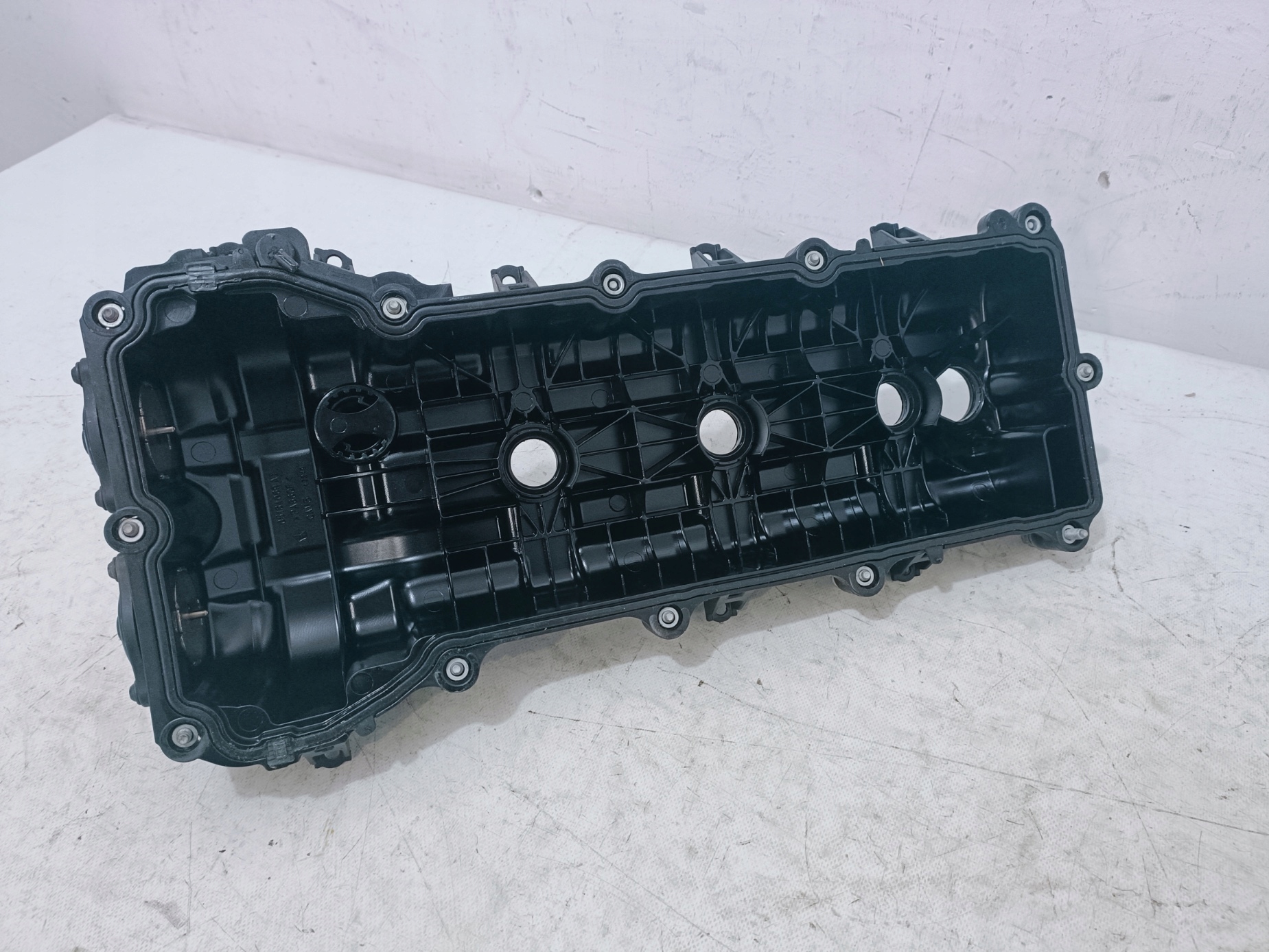 DODGE CHARGER 2019- 3.6 V6 Abdeckung der Ventile links 05184069AI