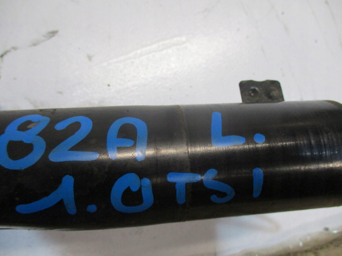 shock absorber AMOR AUDI A1 82A 1,0TSI right left