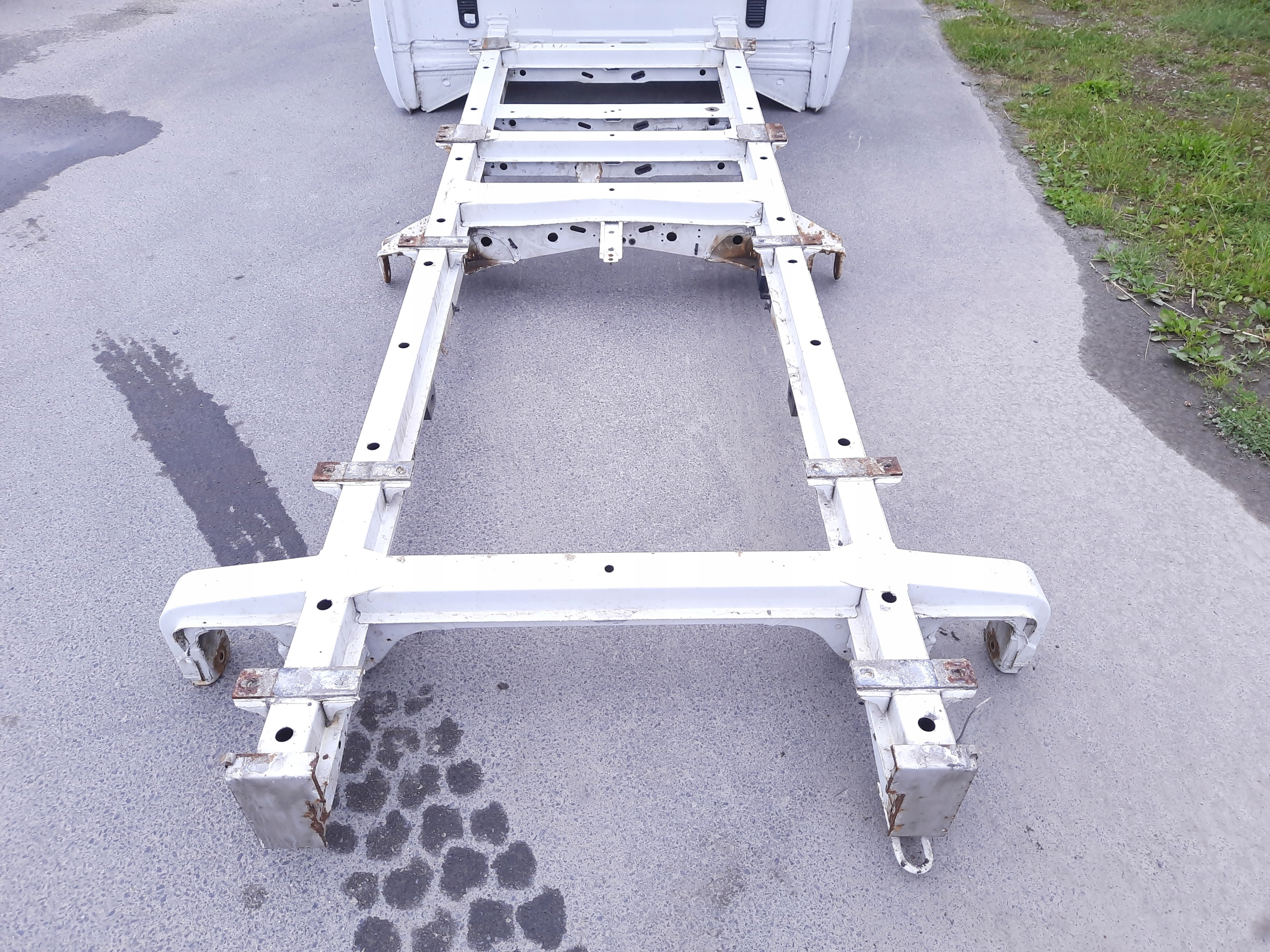 Mercedes SPRINTER W907 RAMA Producent części Mercedes-Benz OE