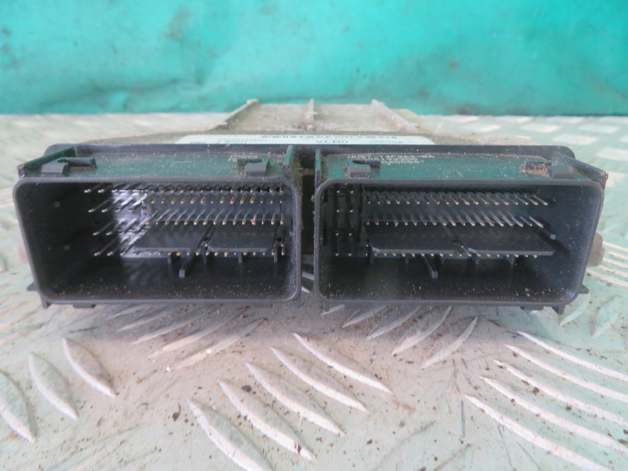 computer control unit of the engine FORD TRANSIT CUSTOM 2.0 17R GK21-12A650-CA