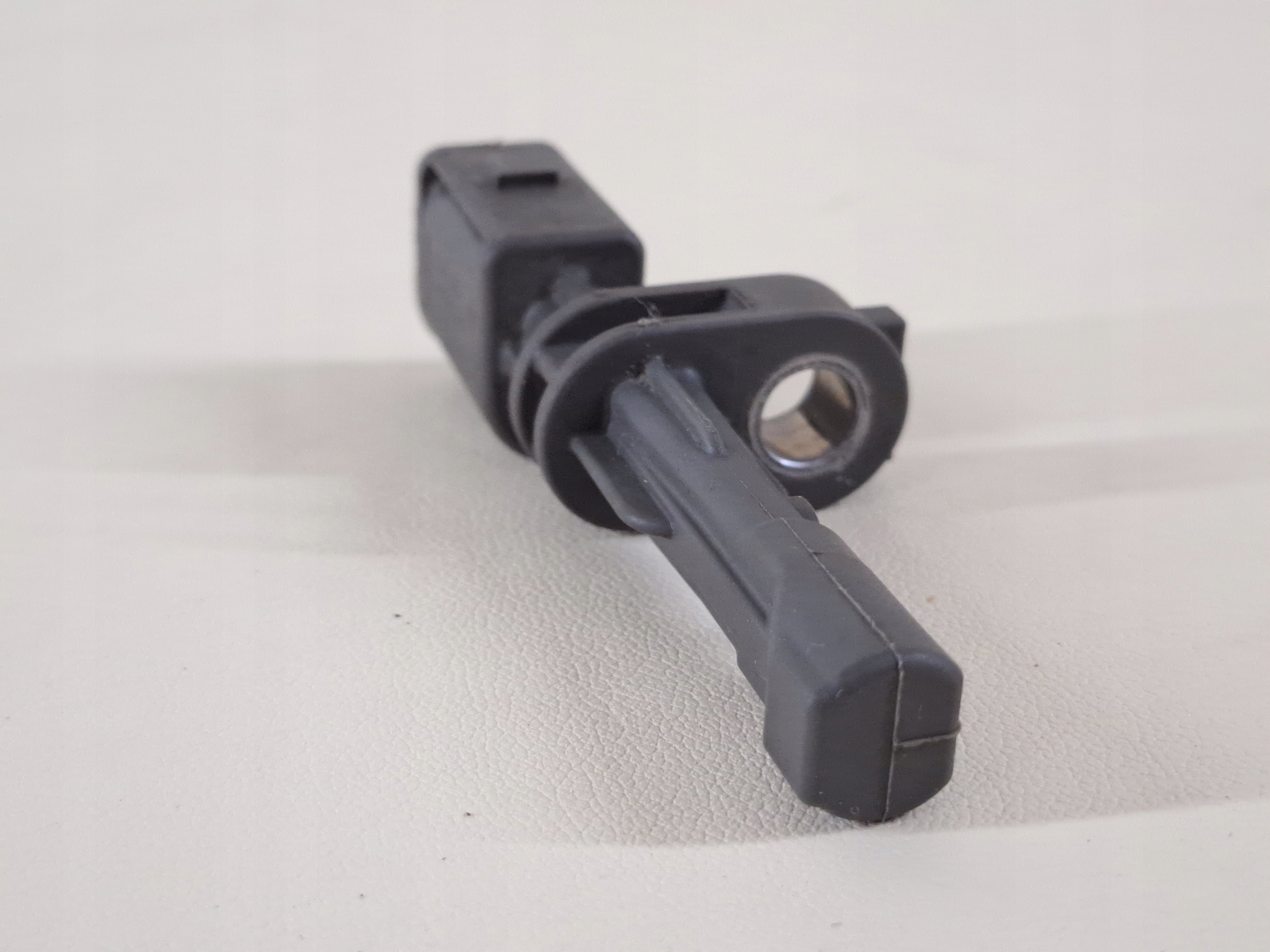 sensor ABS rear part rear left / right screw SKODA SUPERB 3 III 19r