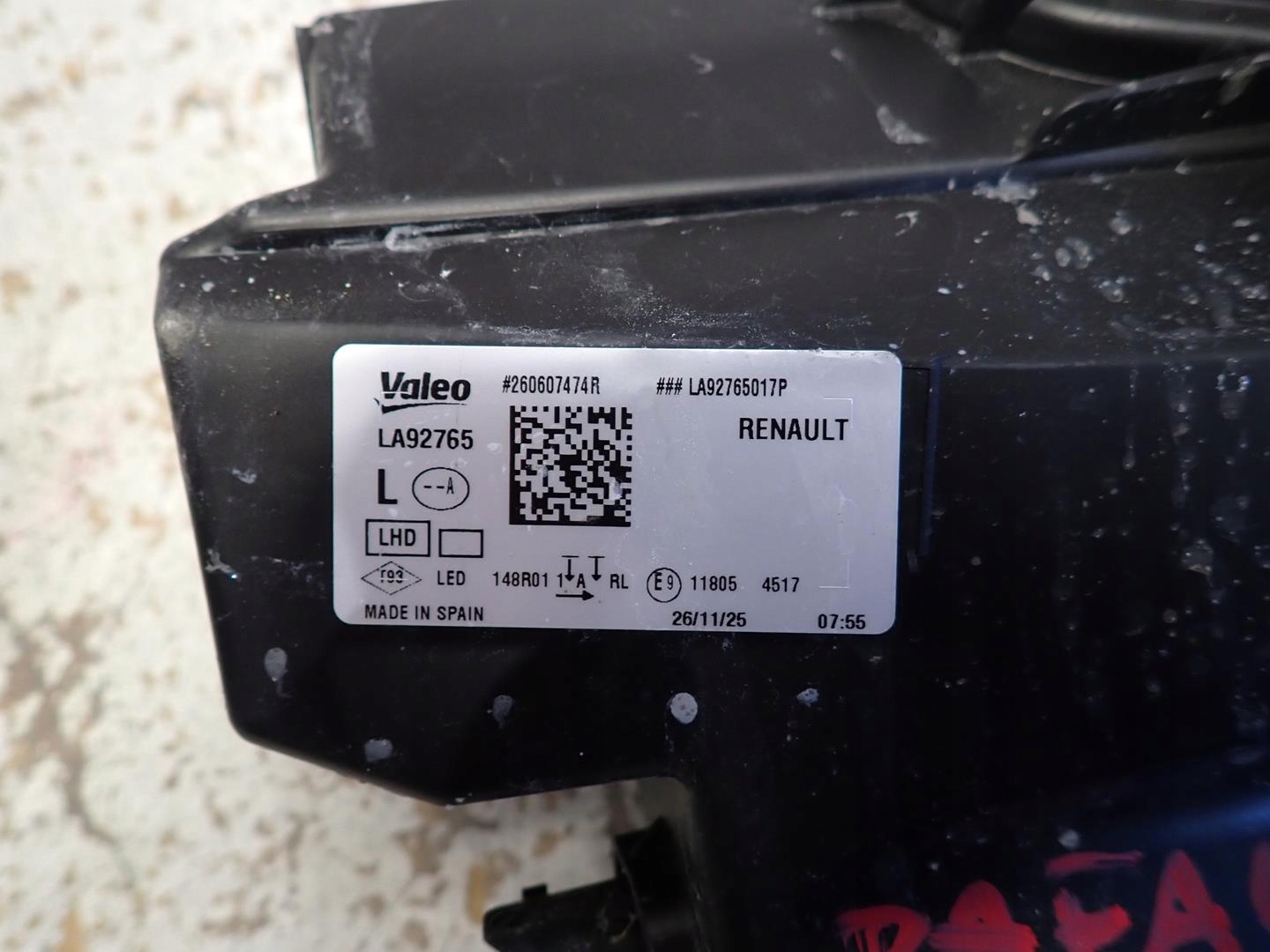 Nebelscheinwerfer links LED DRL RENAULT RAFALE 2024- 260607474