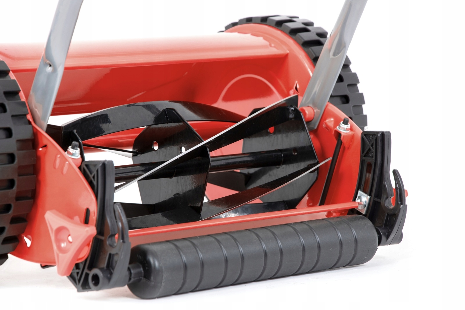 KOSIARKA RĘCZNA PCHANA MECHANICZNA BĘBNOWA TKR300 Z KOSZEM 30cm 14-47 mm Maksymalna wysokość koszenia 4.7 cm