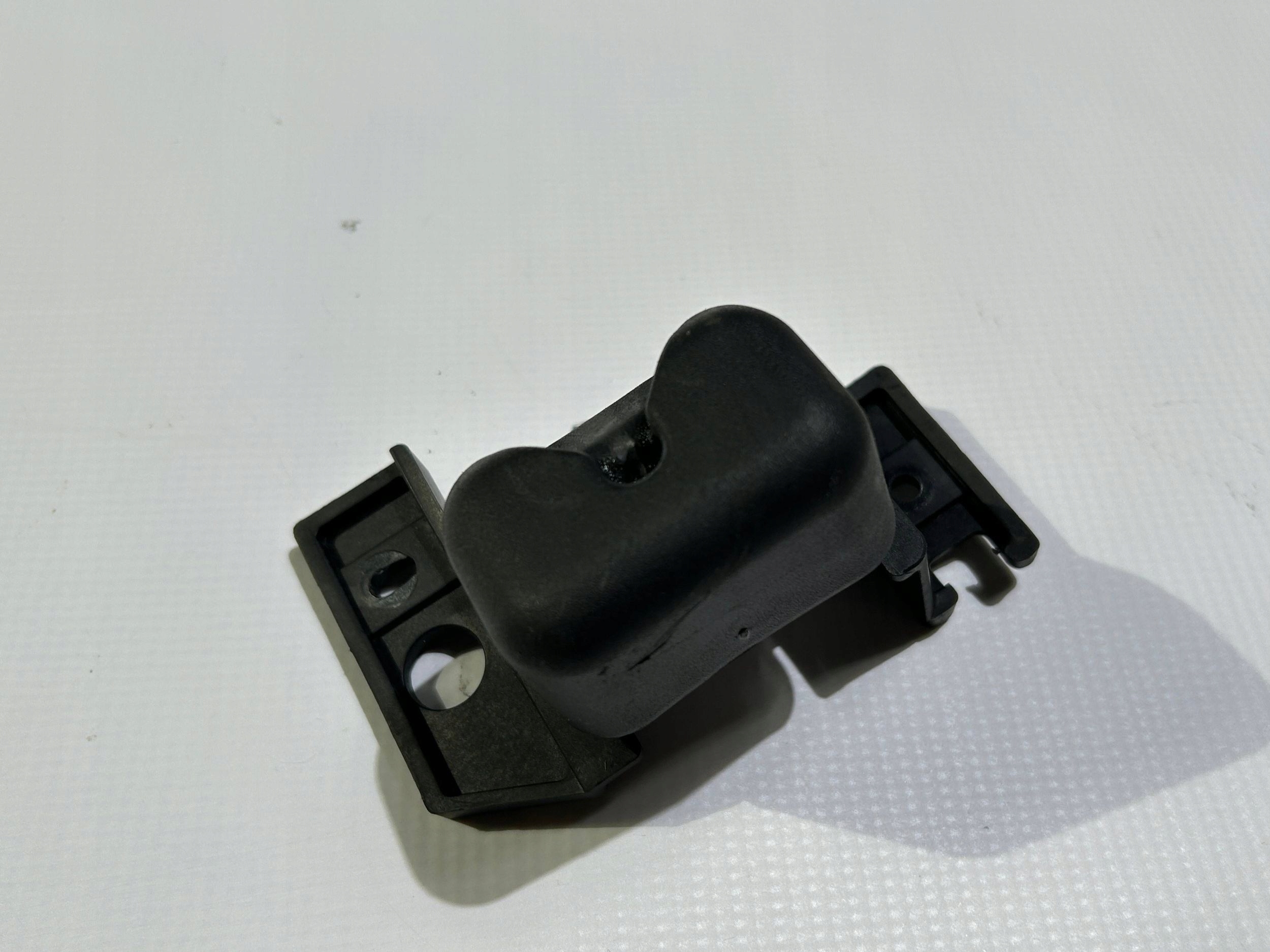 holder left bracket left roofs Chevrolet Corvette C6 Targa 2005