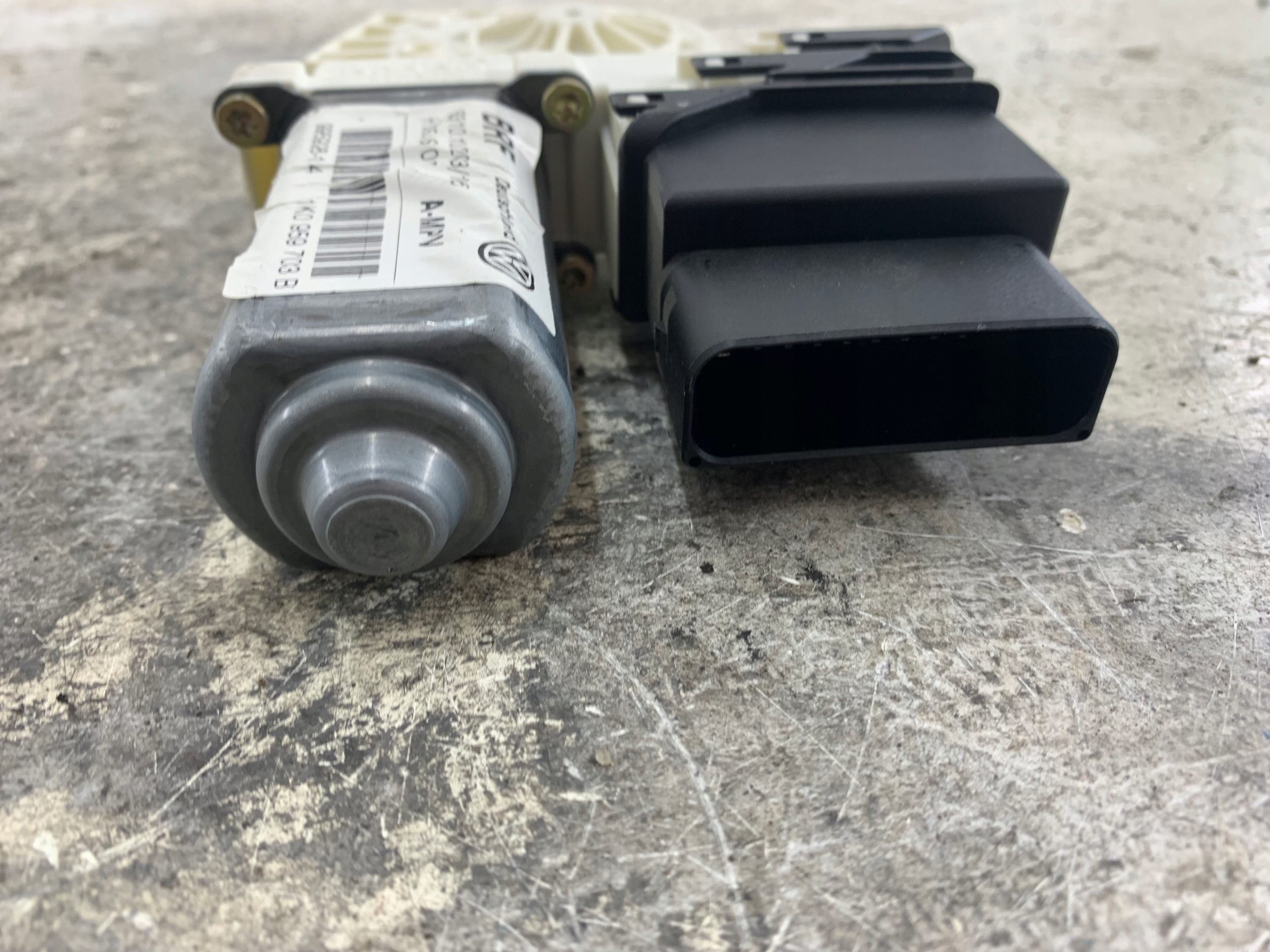 VW TOURAN and mini motor windows left rear part 1K0959703B