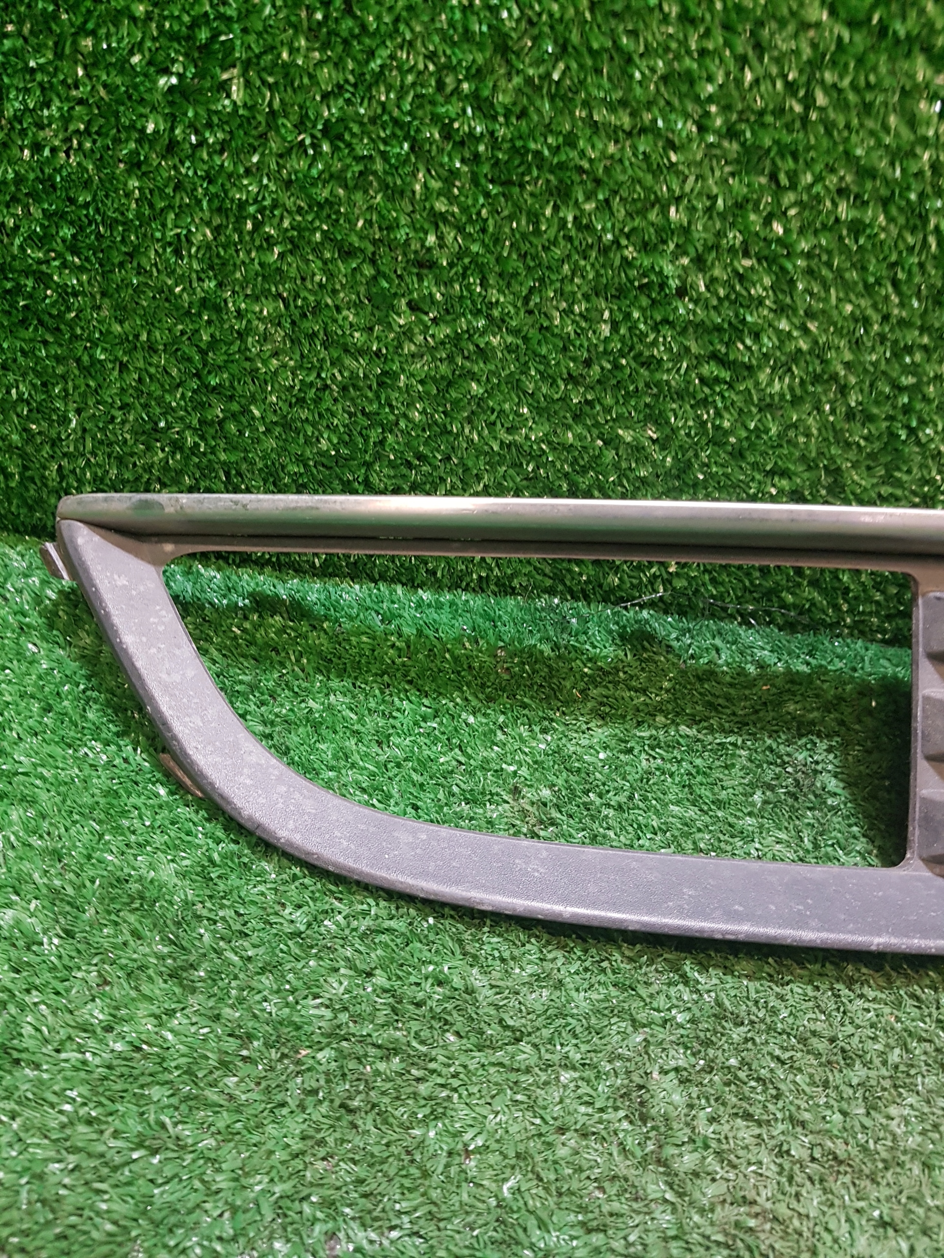 grid of a bumper right OPEL INSIGNIA