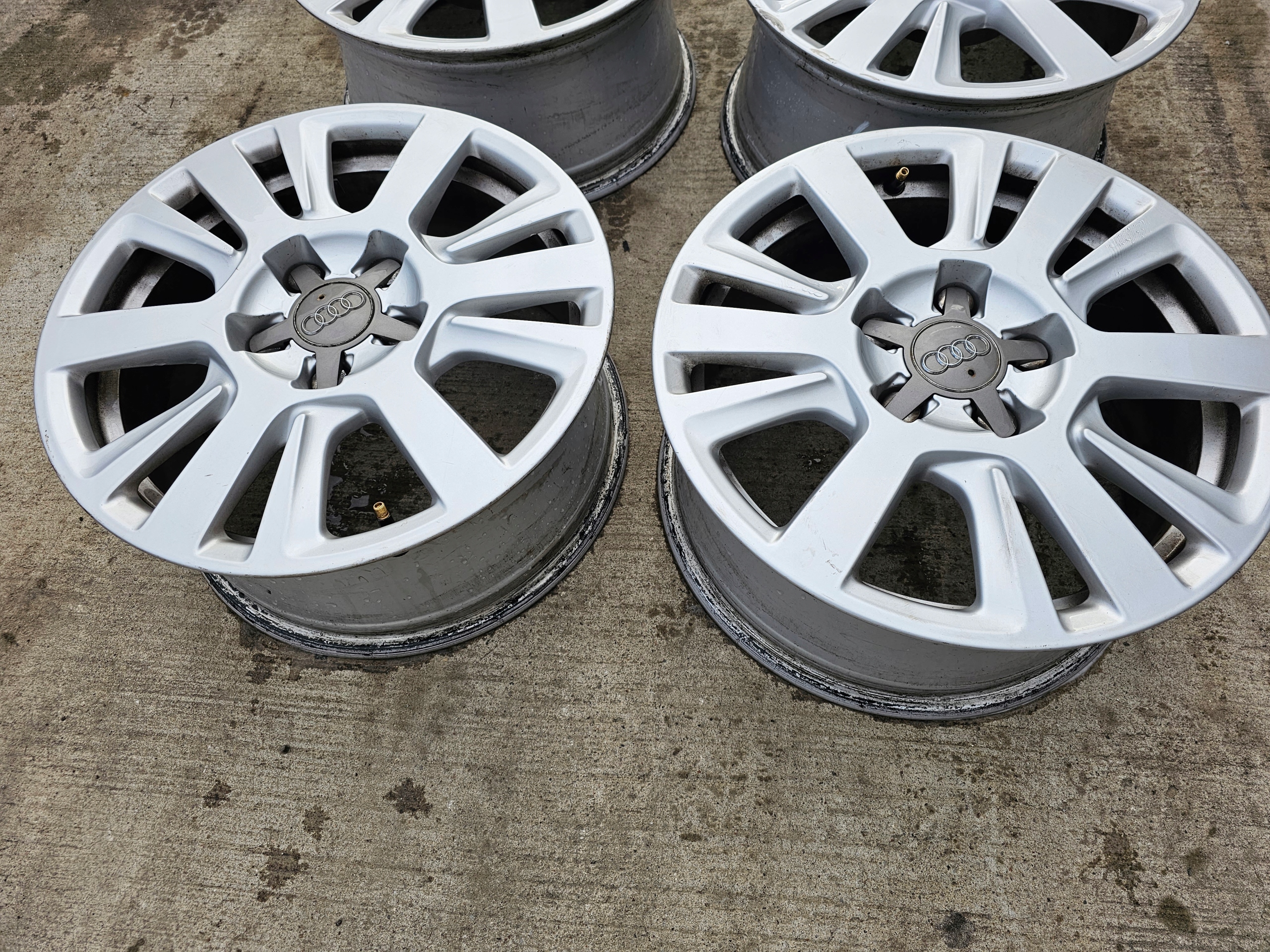 disc discs AUDI A3 A4 A6 7.5JR16 ET45 4F0601025CA
