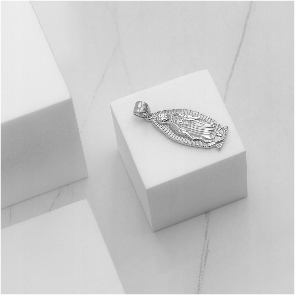 Zawieszka wisiorek MARYJA SREBRNA stal chirurgiczna 316L Materiał stal