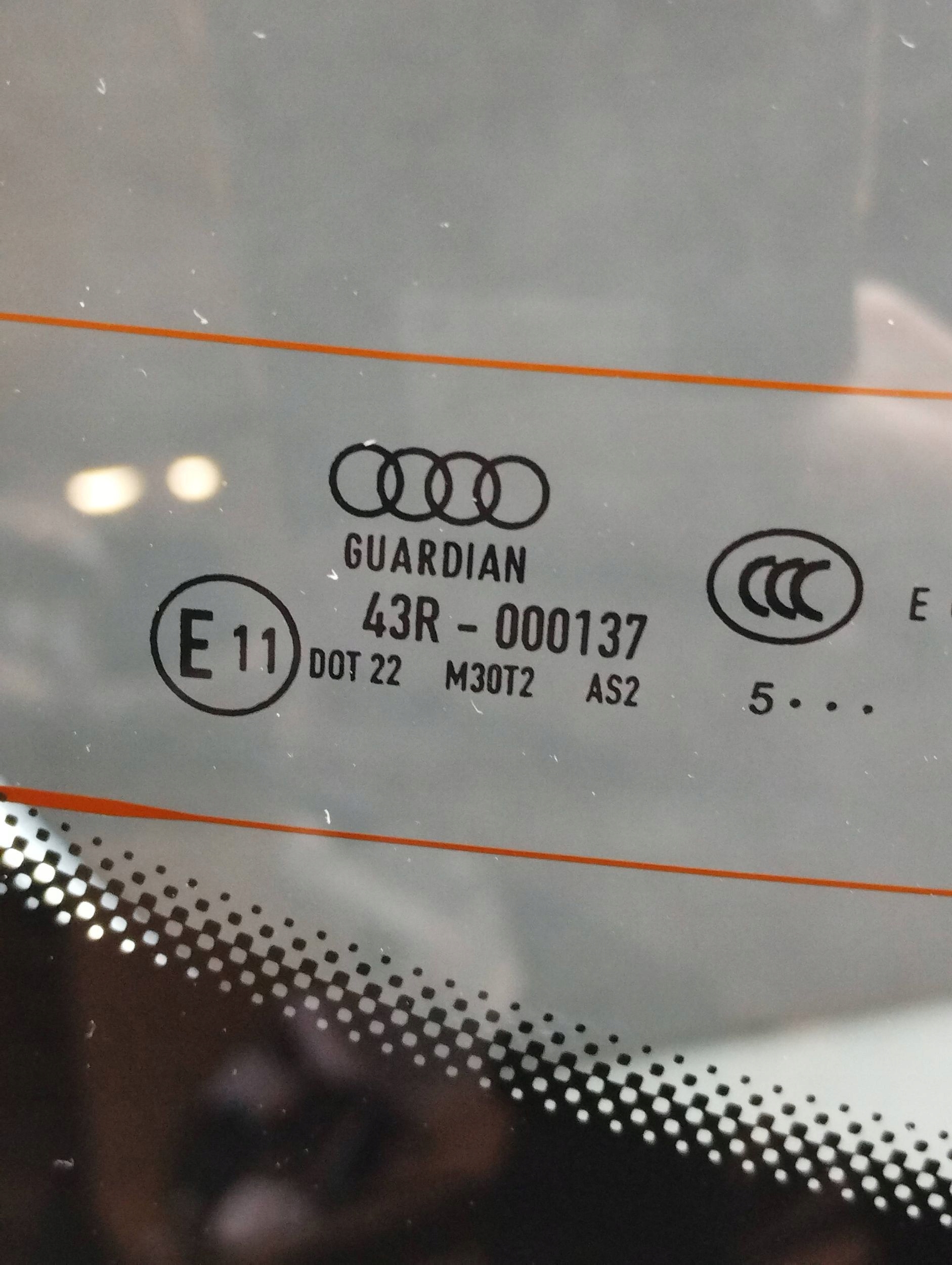 Audi A7 4G 2016 boot door window LZ7G