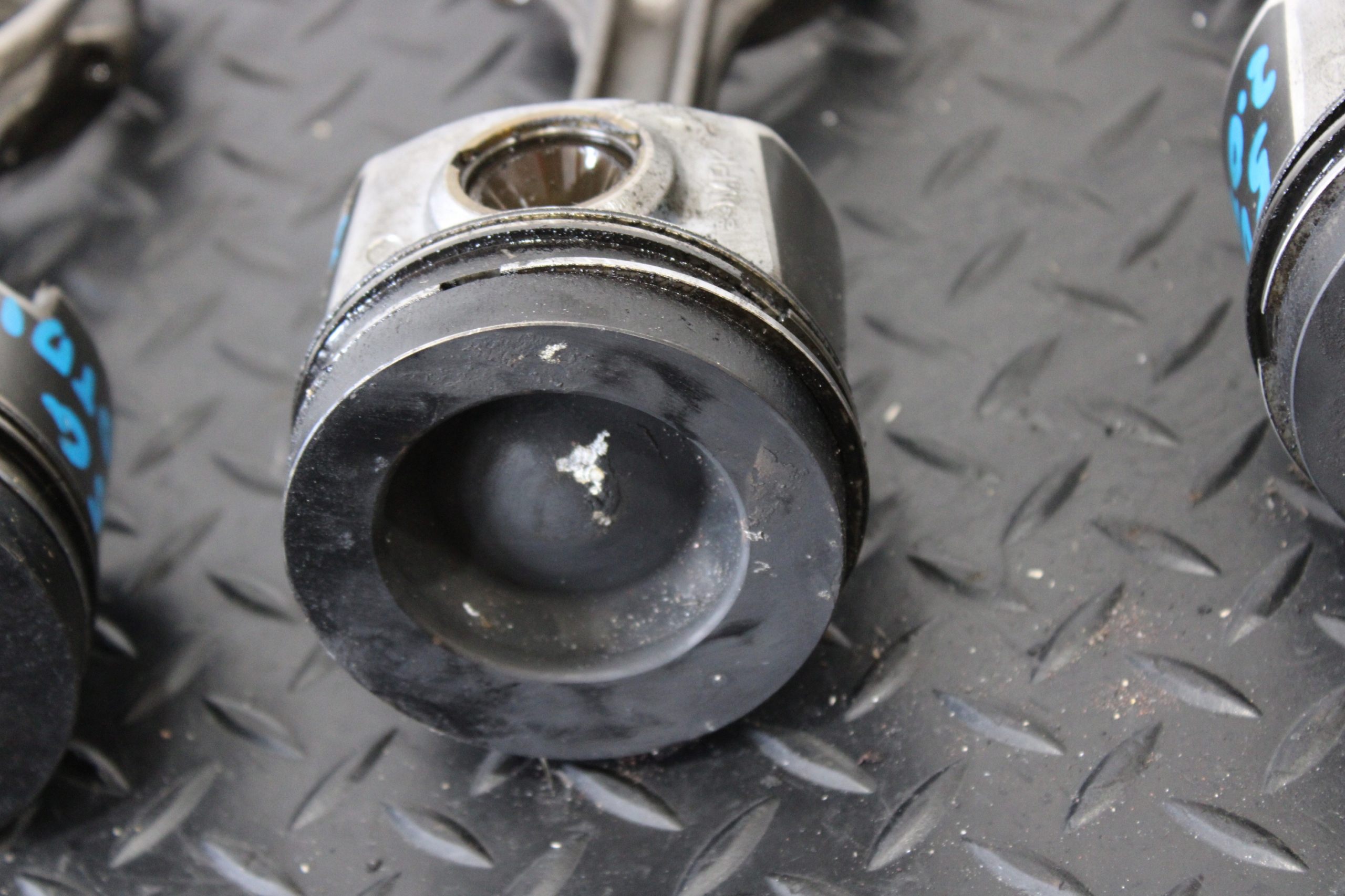 Pistons Bielles VW GOLF VII 5G0 5G CRB