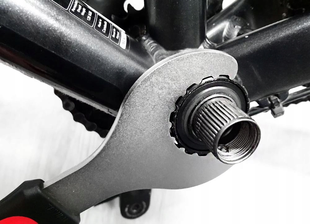 BIKE-HAND YC-27BB KLUCZ DO MISEK SUPORTU HOLLOWTECH II Marka BIKE HAND