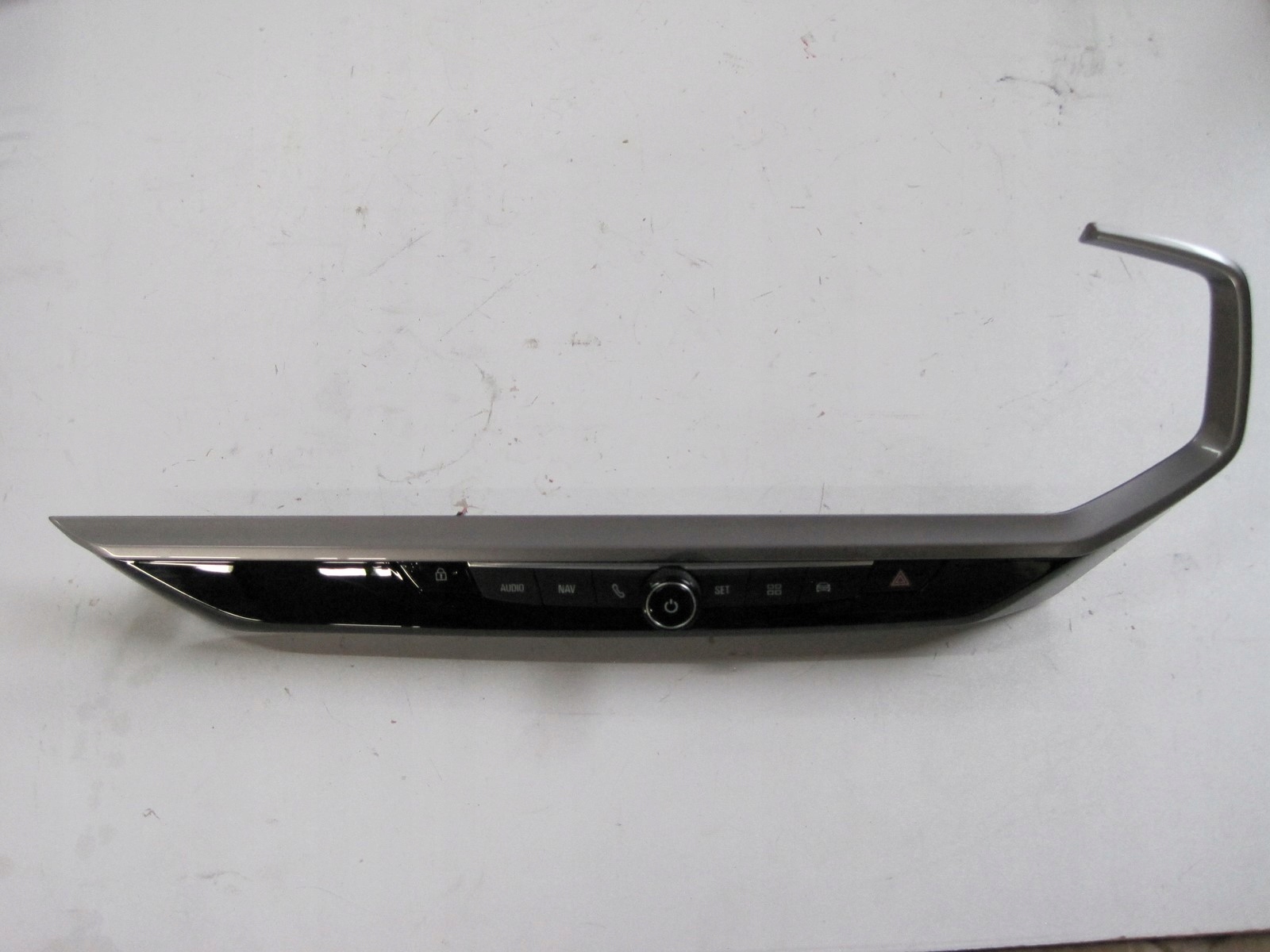 PANEL RADIA OPEL GRANDLAND X 98393984
