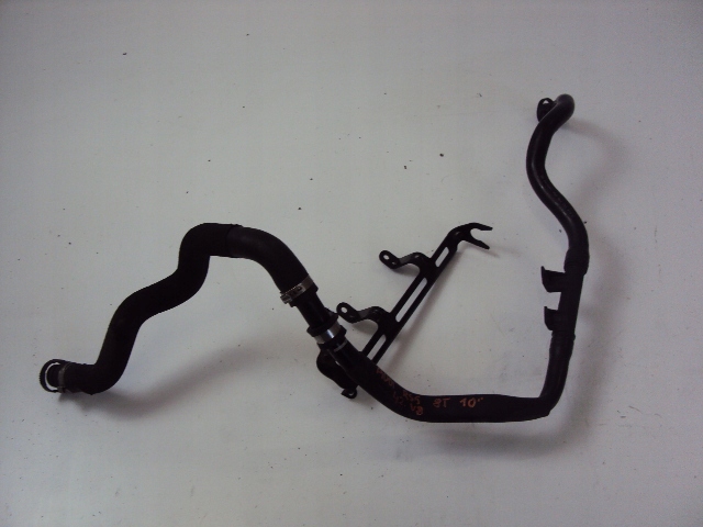 Audi vw труба Воздух 8K0133818C