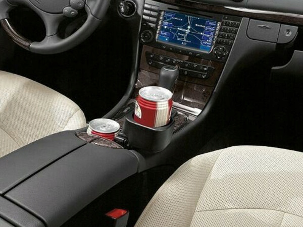 UCHWYT DO NAPOJOW CUP HOLDER DO MERCEDES C219 CLS Weight with packaging 3 kg
