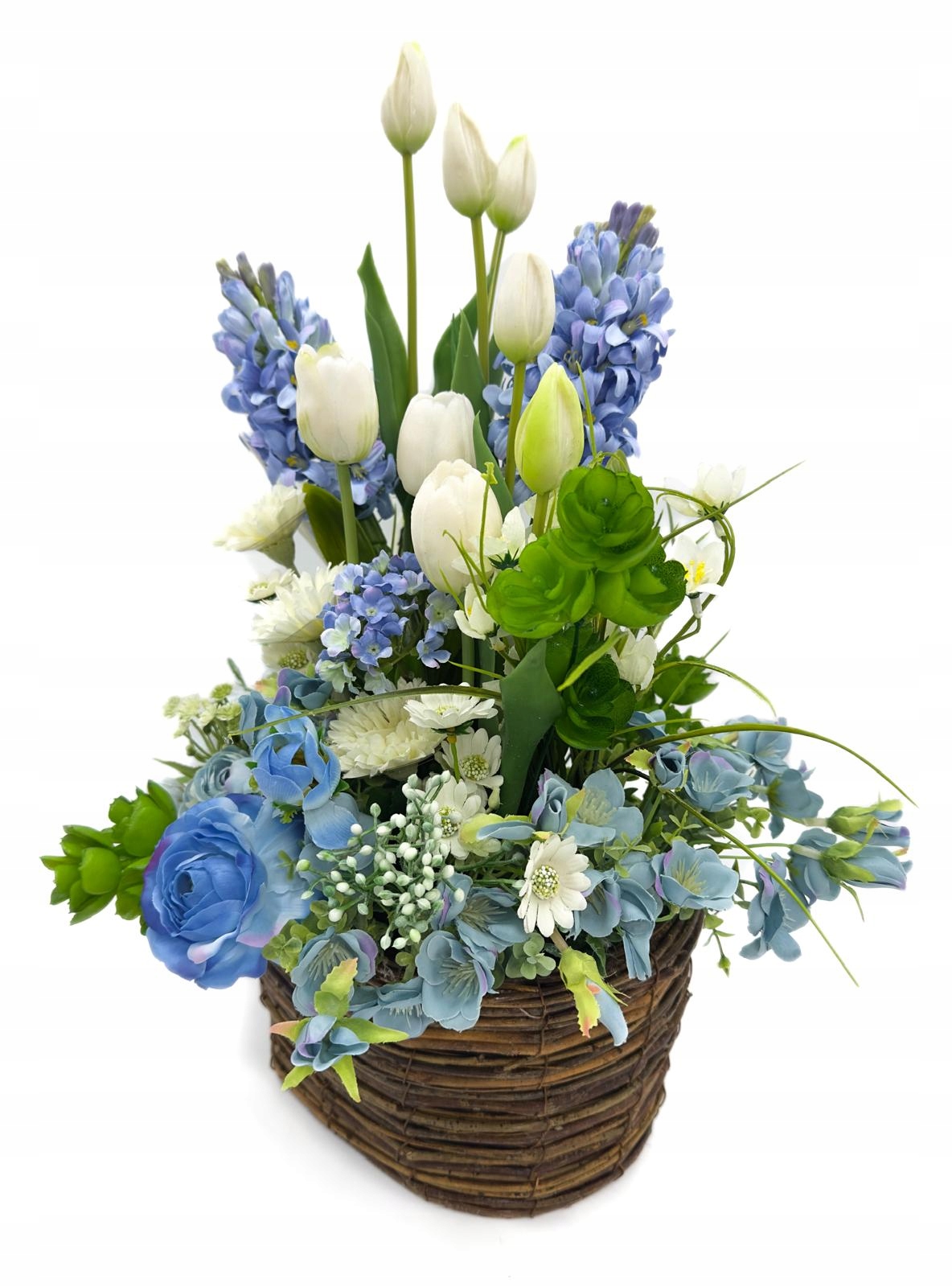 KOMPOZYCJA WIELKANOCNA KWIATY HIACYNTY TULIPANY W RATTANOWYM KOSZU Wysokość 52 cm