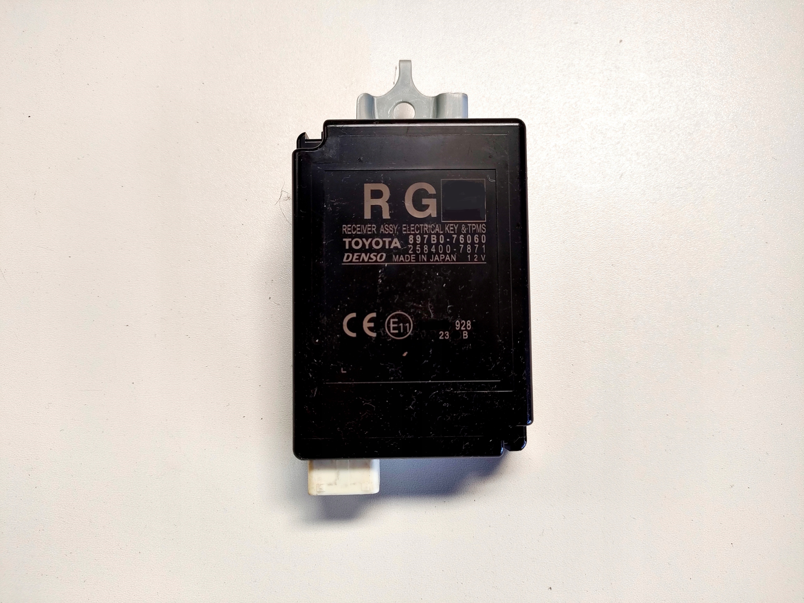 ** MODUŁ KEY LEXUS UX 250H F SPORT 897B0-76060 **