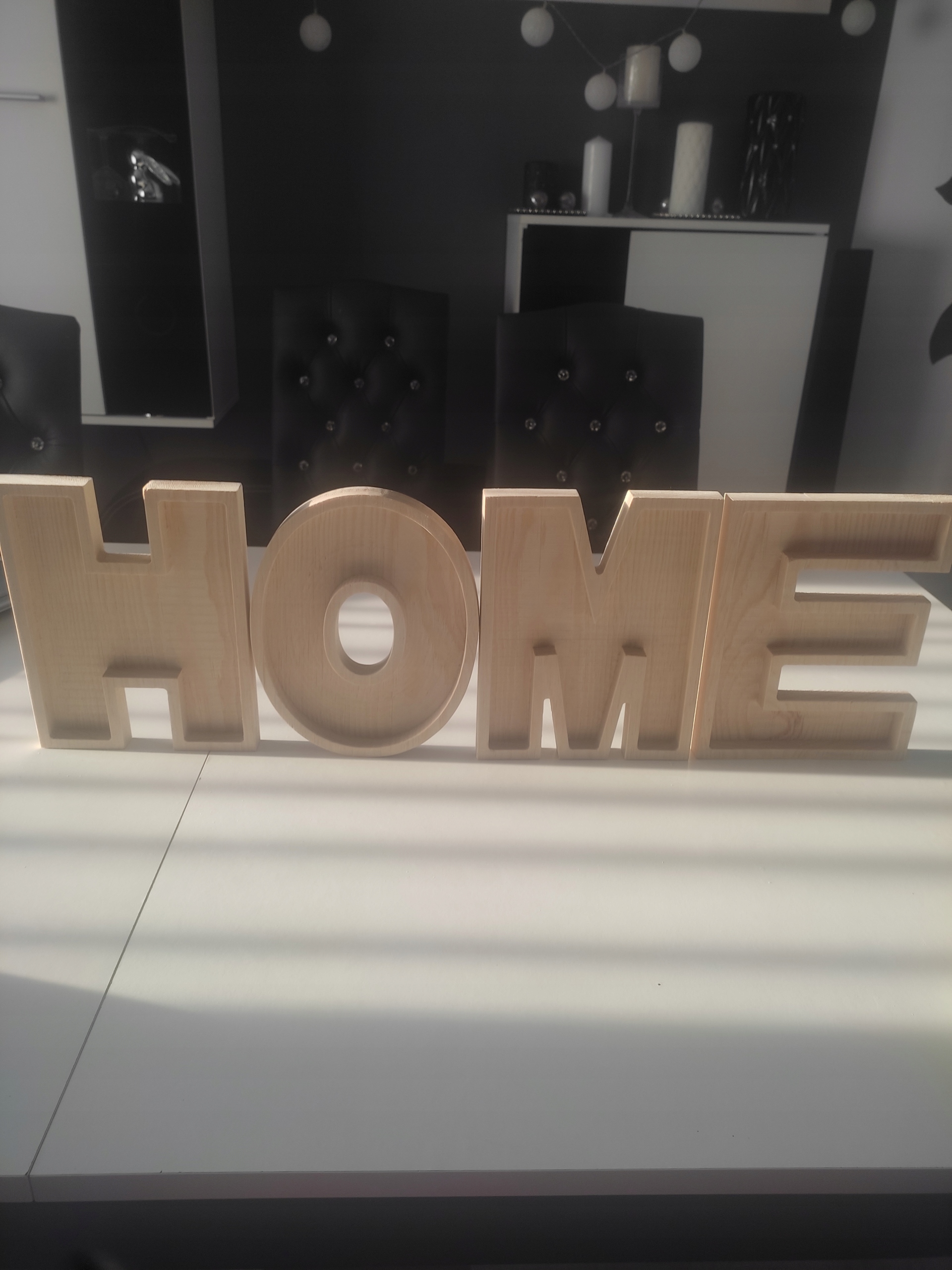 napis HOME z mchu chrobotek MECH Szerokość produktu 30 cm