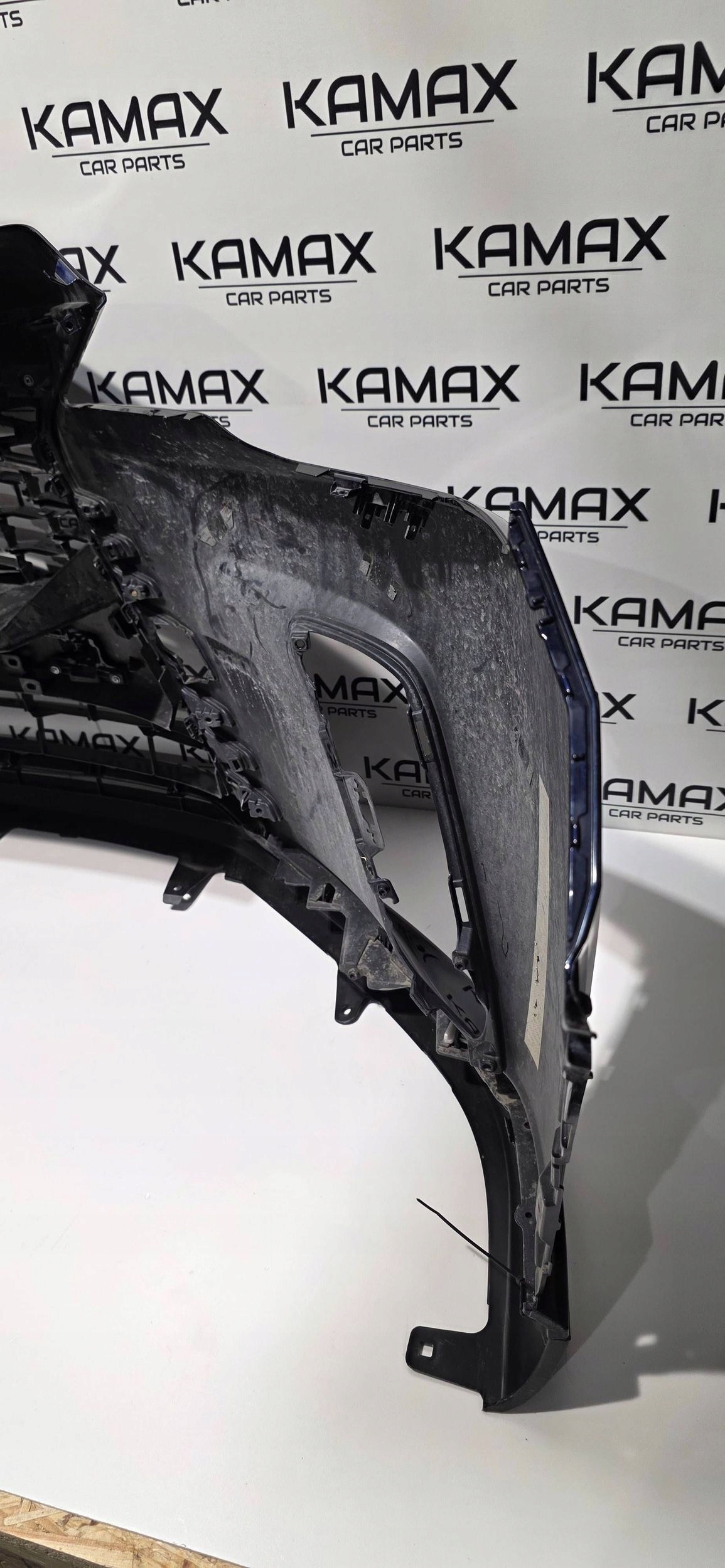 front bumper grille below KAMERE LEXUS RX V 22- PDC washers 52119-48850