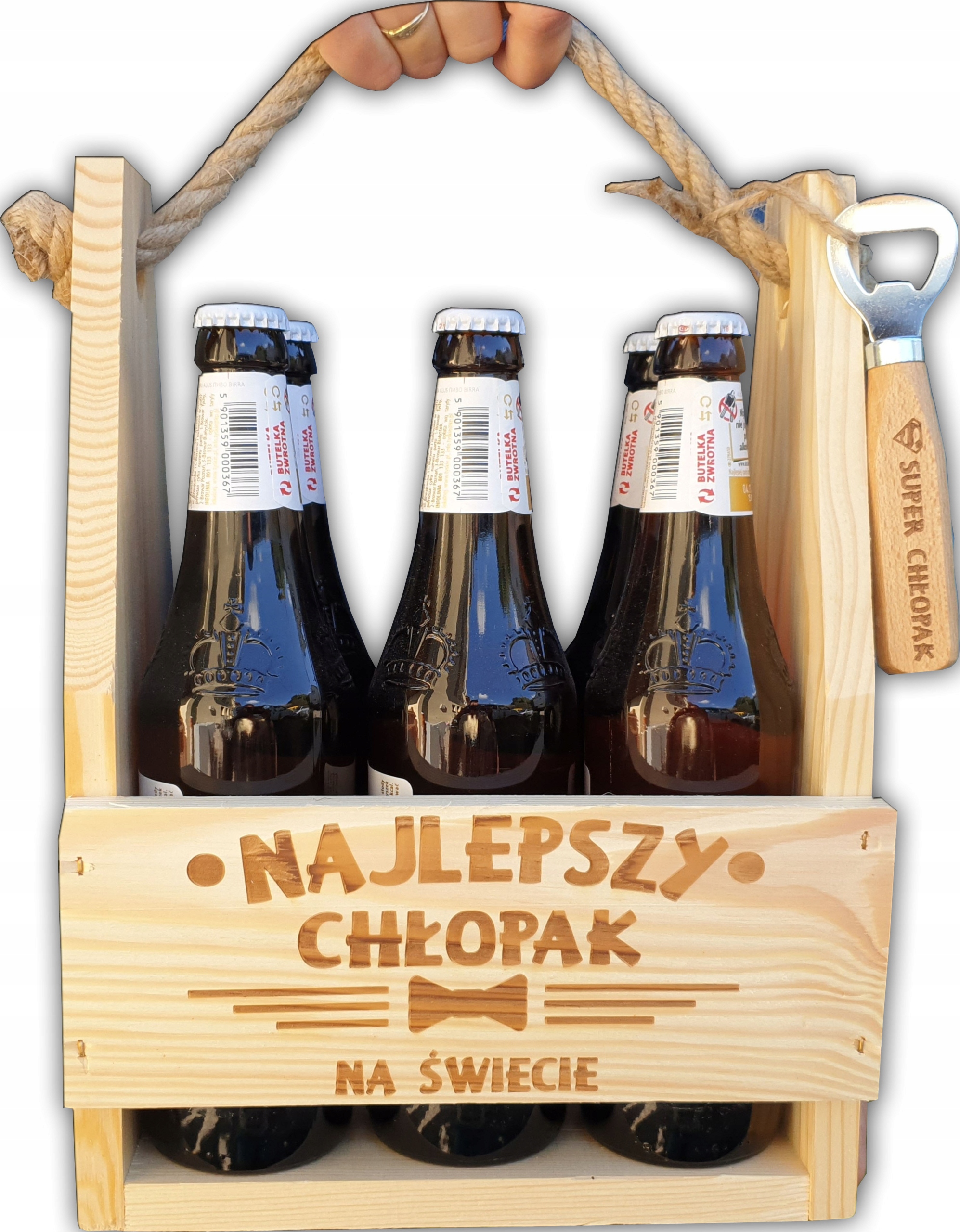 

Drewniana skrzynka na piwo z grawerem