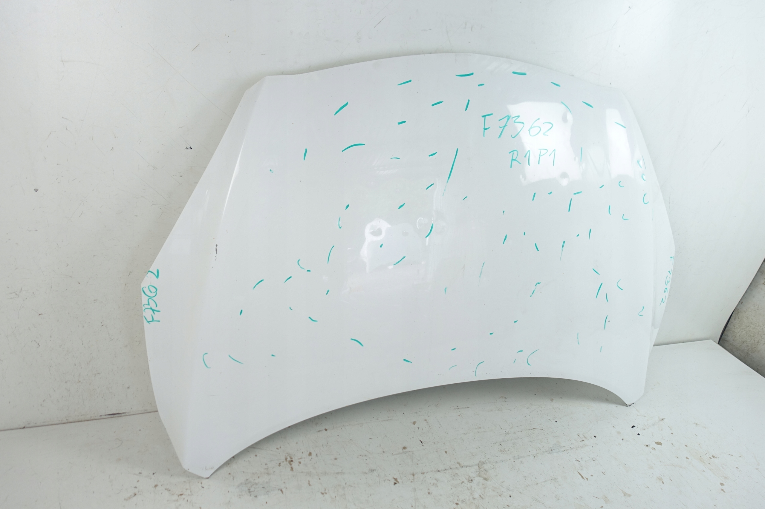 MAZDA 3 II BL 2008- cover bonnet