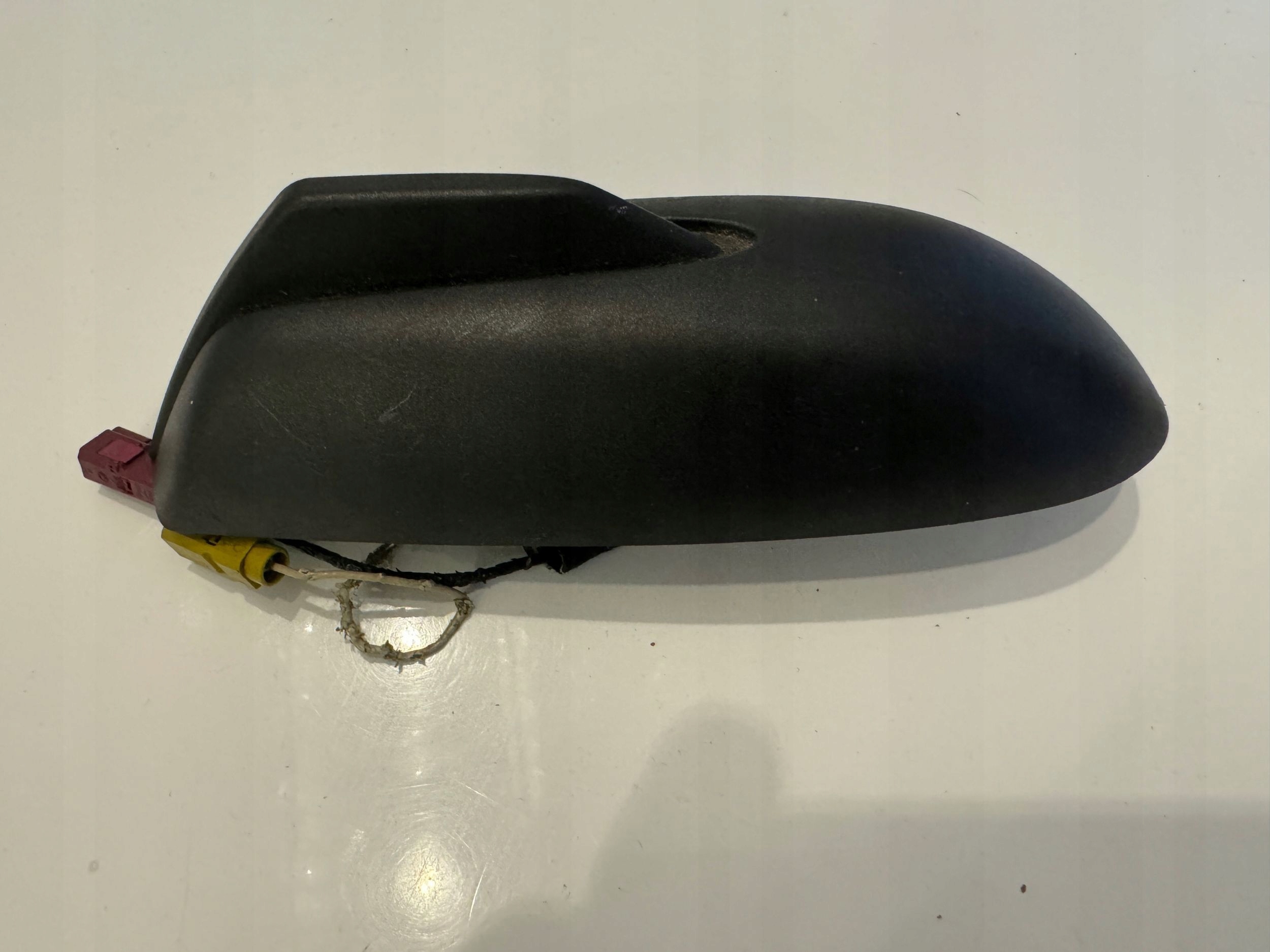 LAND ROVER Discovery 3 - LR3 антенна 18C955