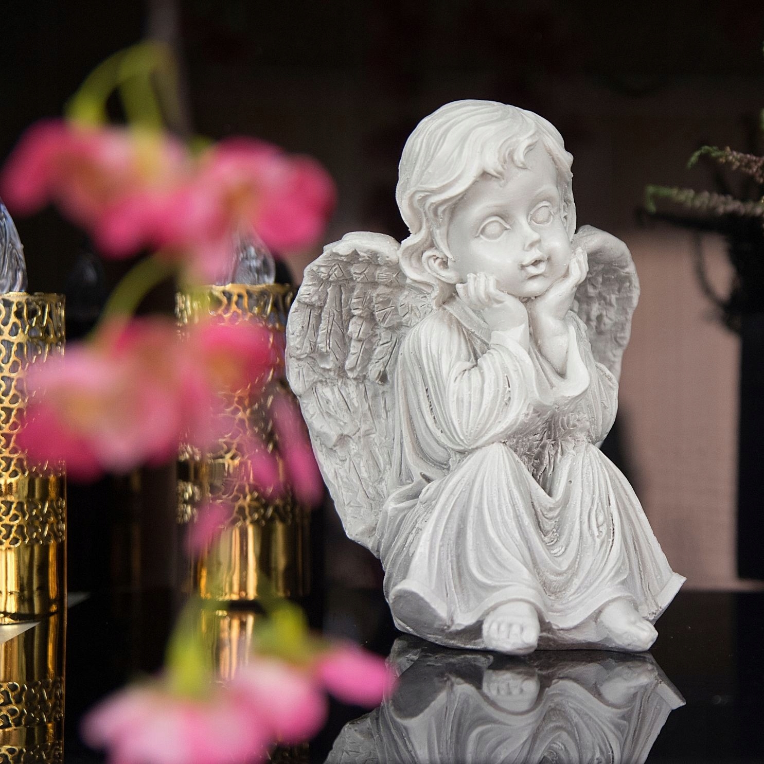 ANIOŁ FIGURKA GIPSOWA NAGROBNA ANIOŁEK NA GRÓB Marka Decortrend