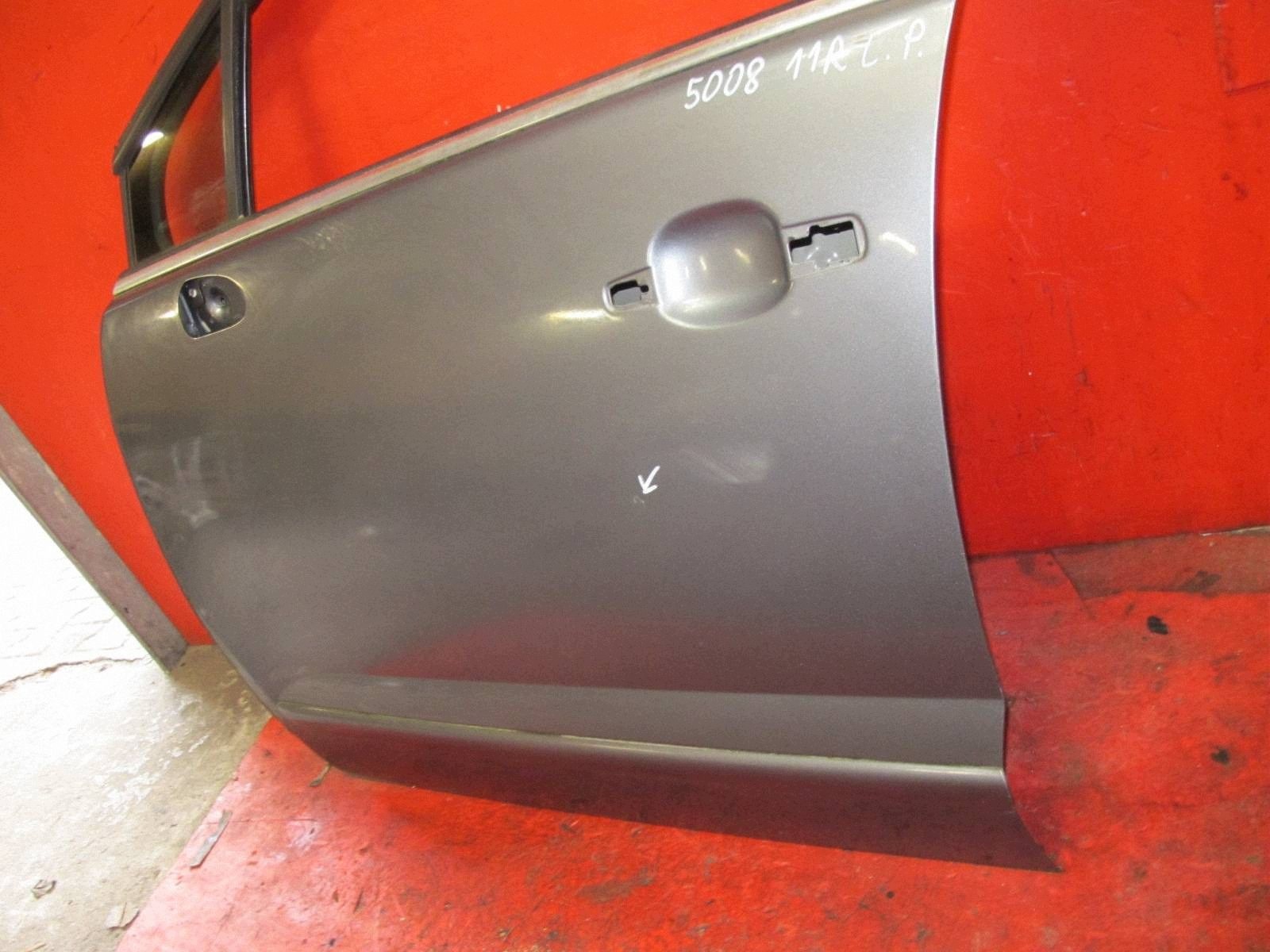 PEUGEOT 5008 and 1 T87 0U 0E door left front front grey KTHC