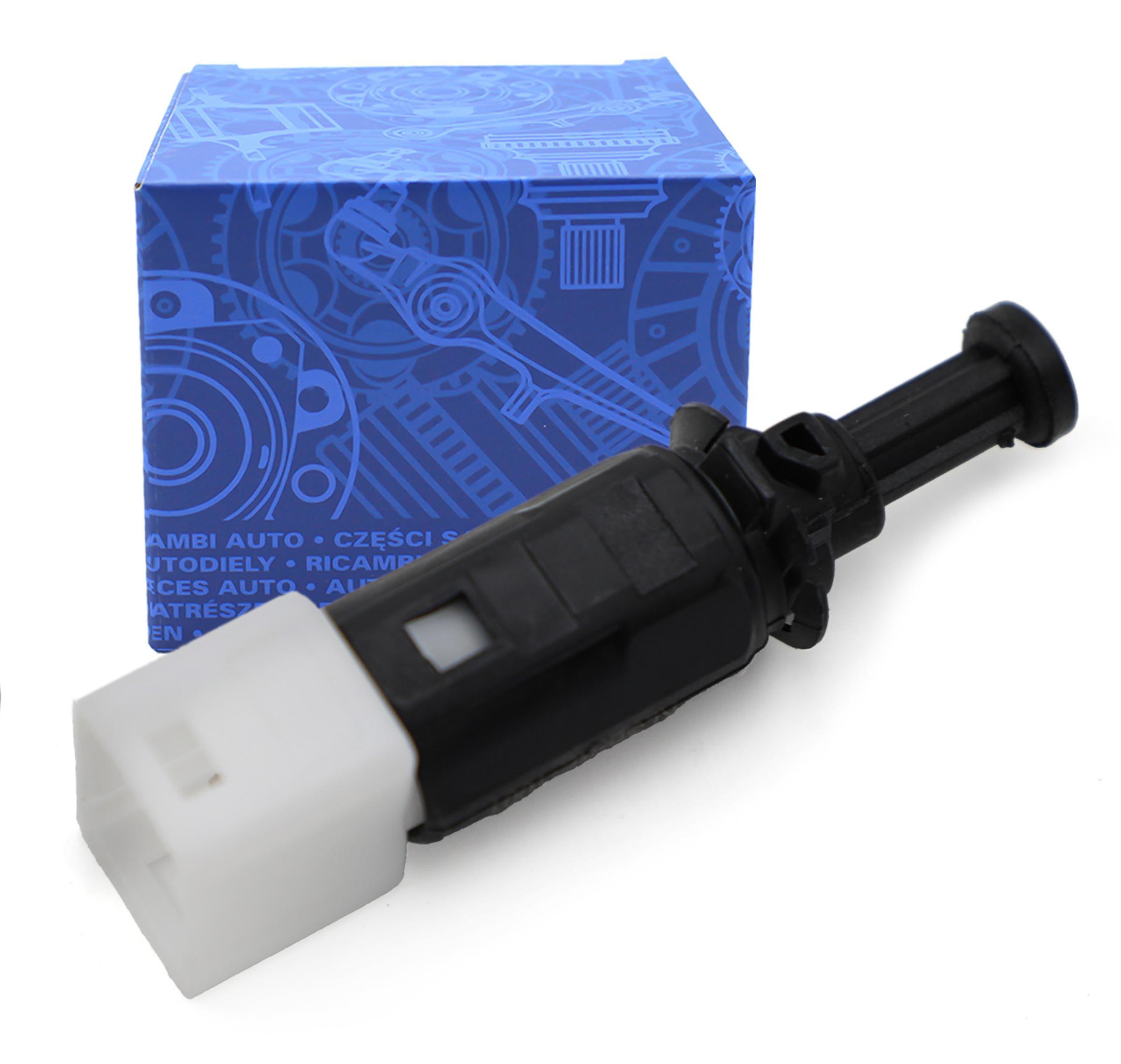 WŁĄCZNIK ŚWIATEŁ STOP MOVANO A,VIVARO A,MASTER II,CLIO II,COLT VI 4PIN