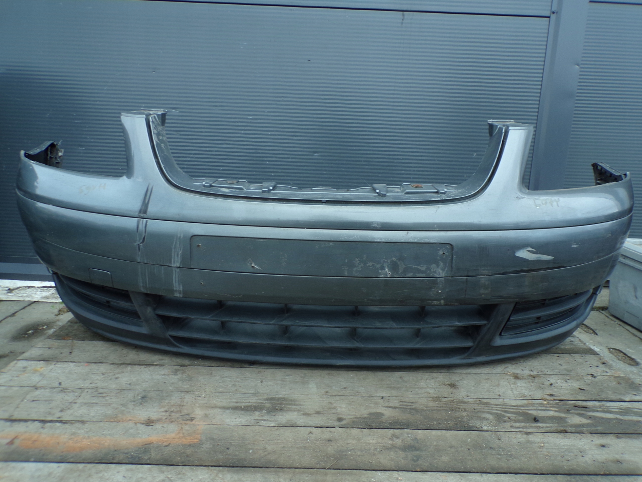 front bumper front VOLKSWAGEN TOURAN 1 and colour LD7Y