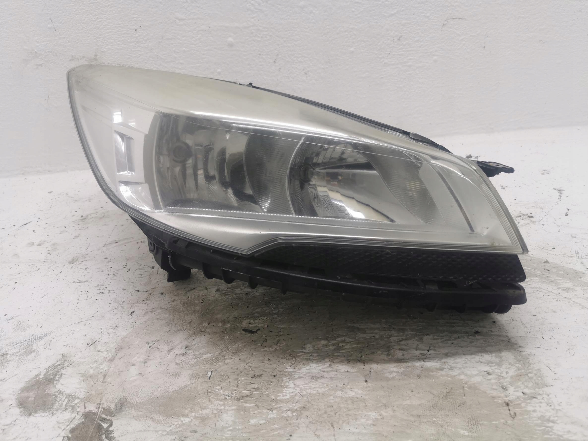 light right front complete FORD KUGA MK2 13-16 UK