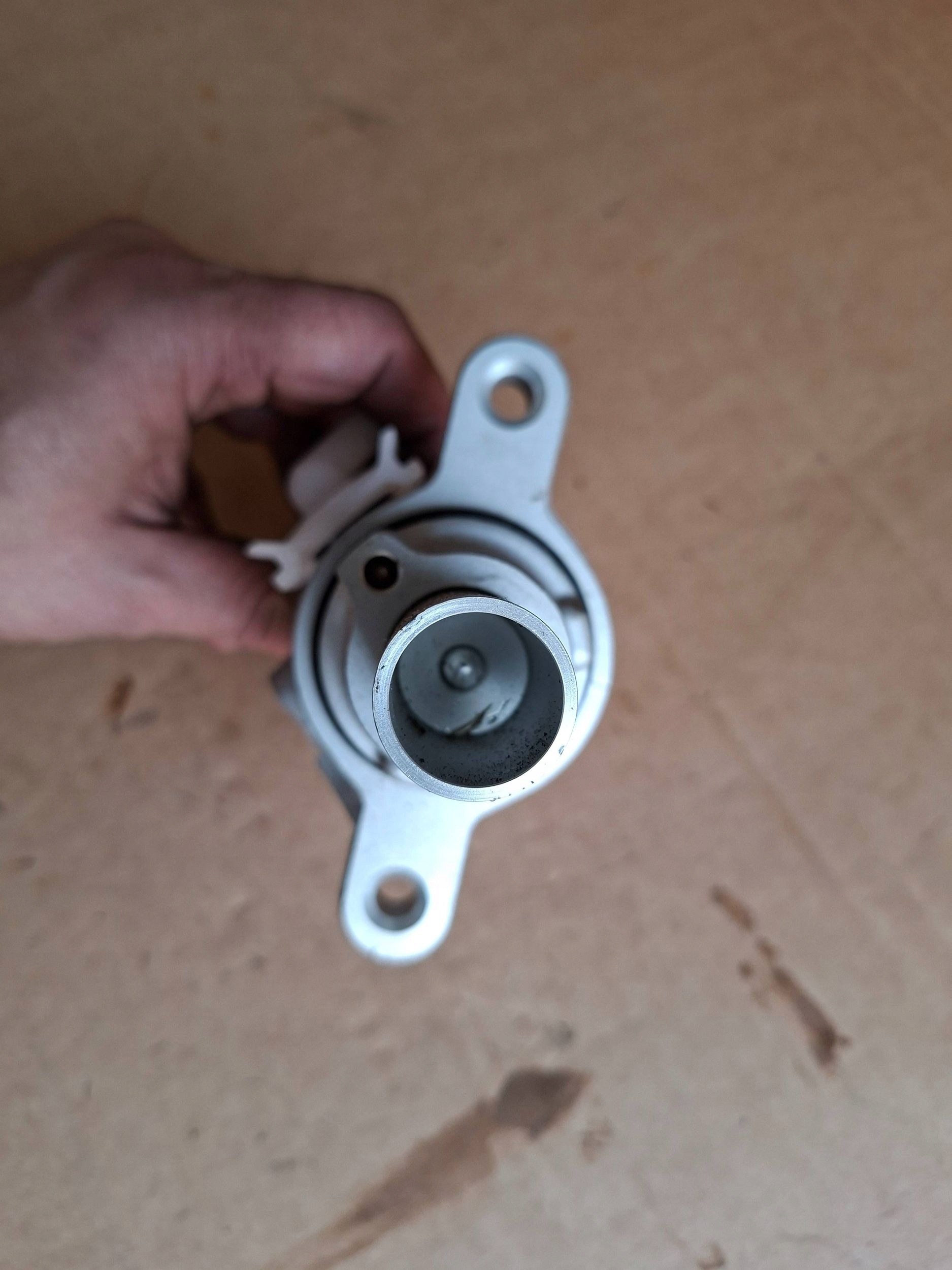 насос FERRARI 488 0204y24429