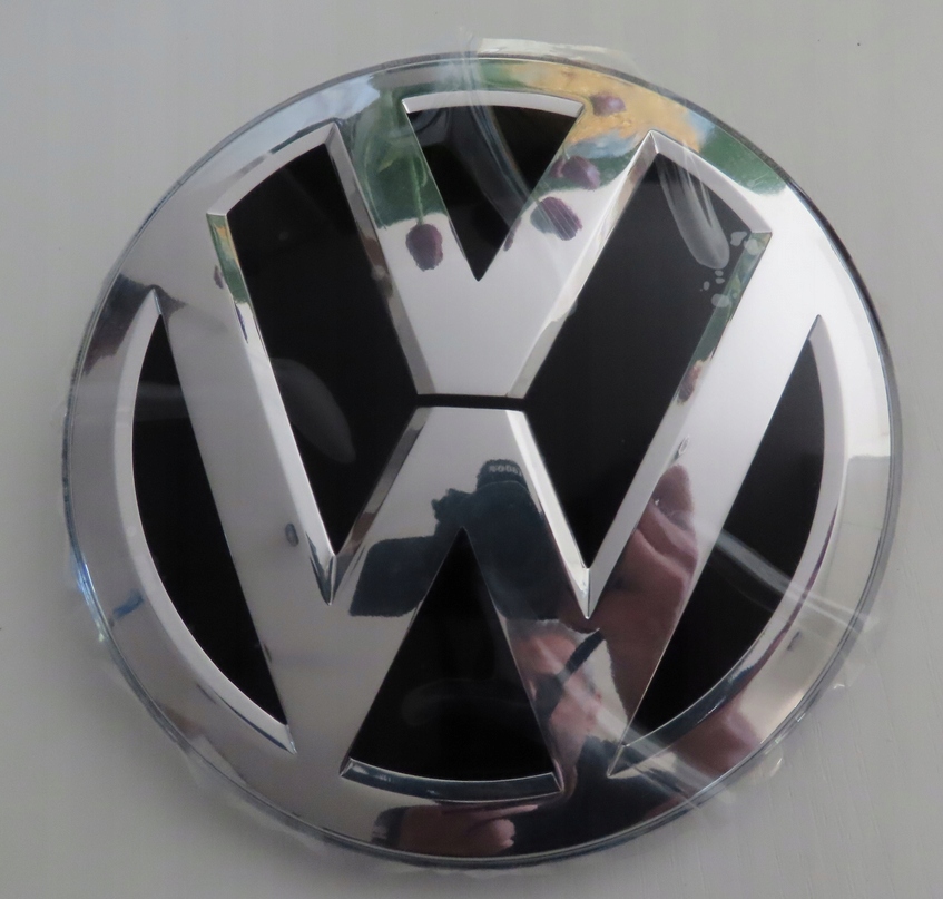 Nový Emblém Grilla pod Radar Atrapy Volkswagen Tiguan II 2 5NA853601