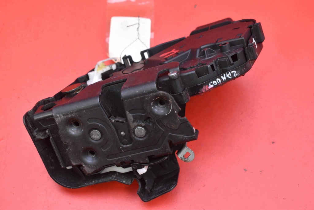 lock door left front front EU 31253665 VOLVO S80 2 II V70 3 III 06-09