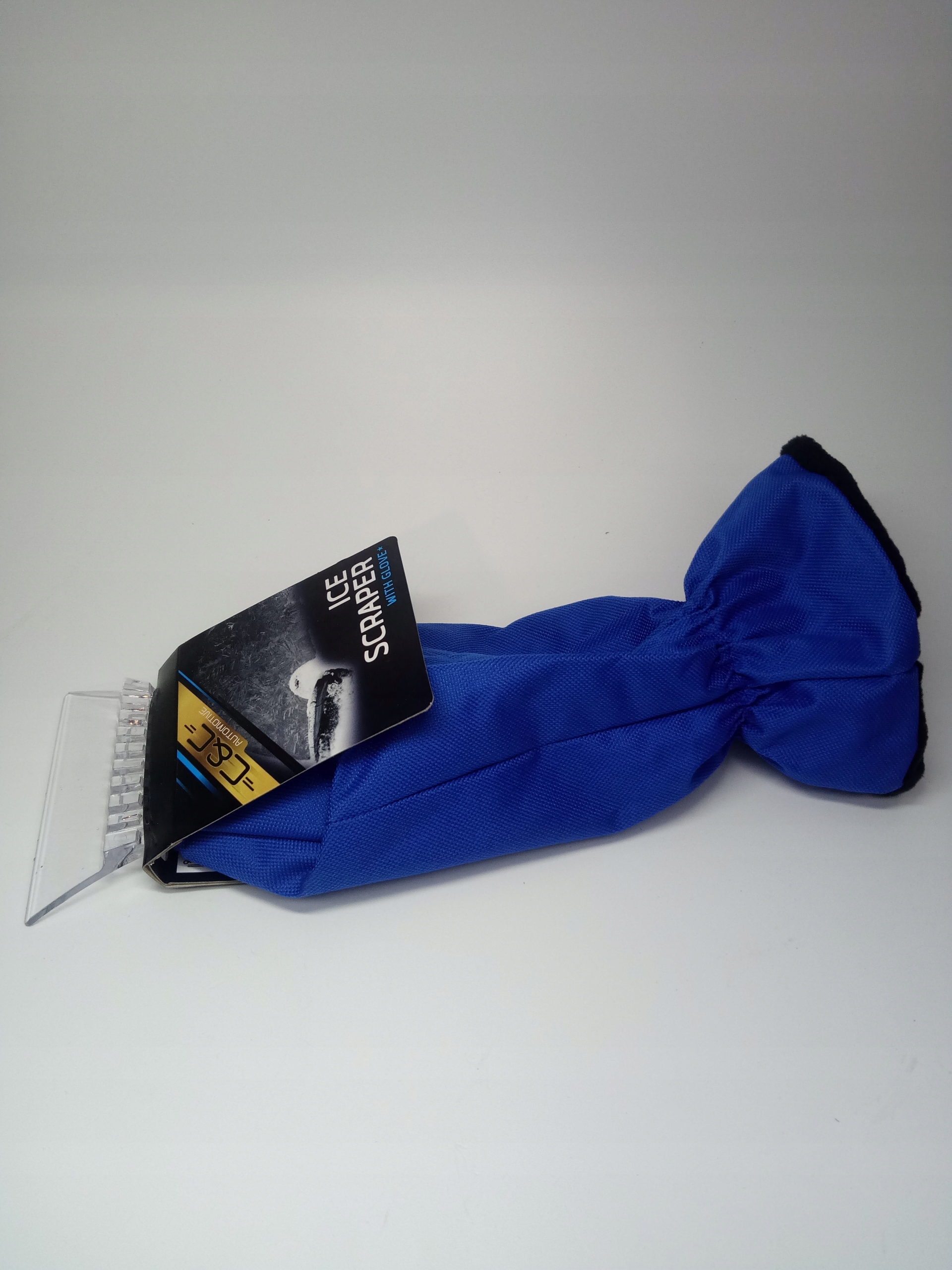 SKROBACZKA SAMOCHODOWA DO LODU Z RĄCZKĄ CZARNA 098 Producent ZD Trading