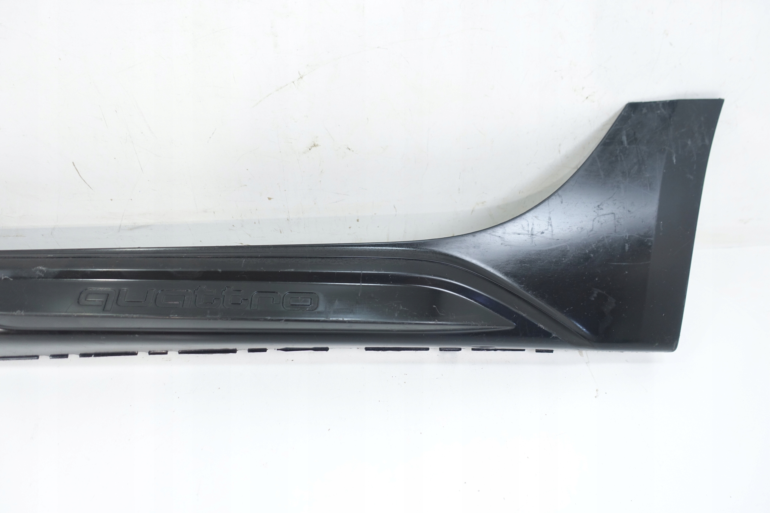 moulding threshold left AUDI A4 B9 LIFT KOMBI ALLROAD