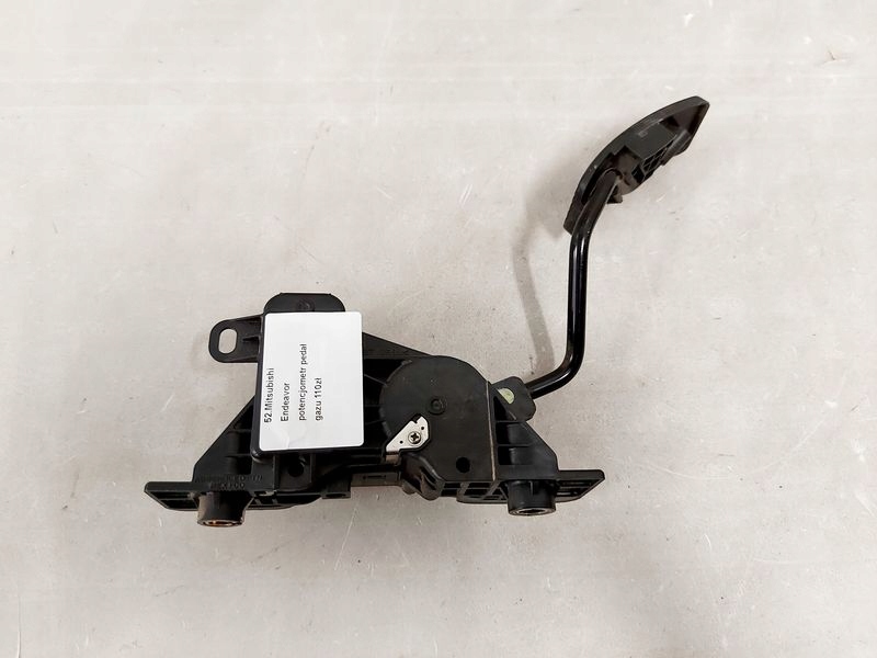 MITSUBISHI ЗУСИЛЛЯ 3.8 V6 ПОТЕНЦІОМЕТР ПЕДАЛЬ ГАЗУ