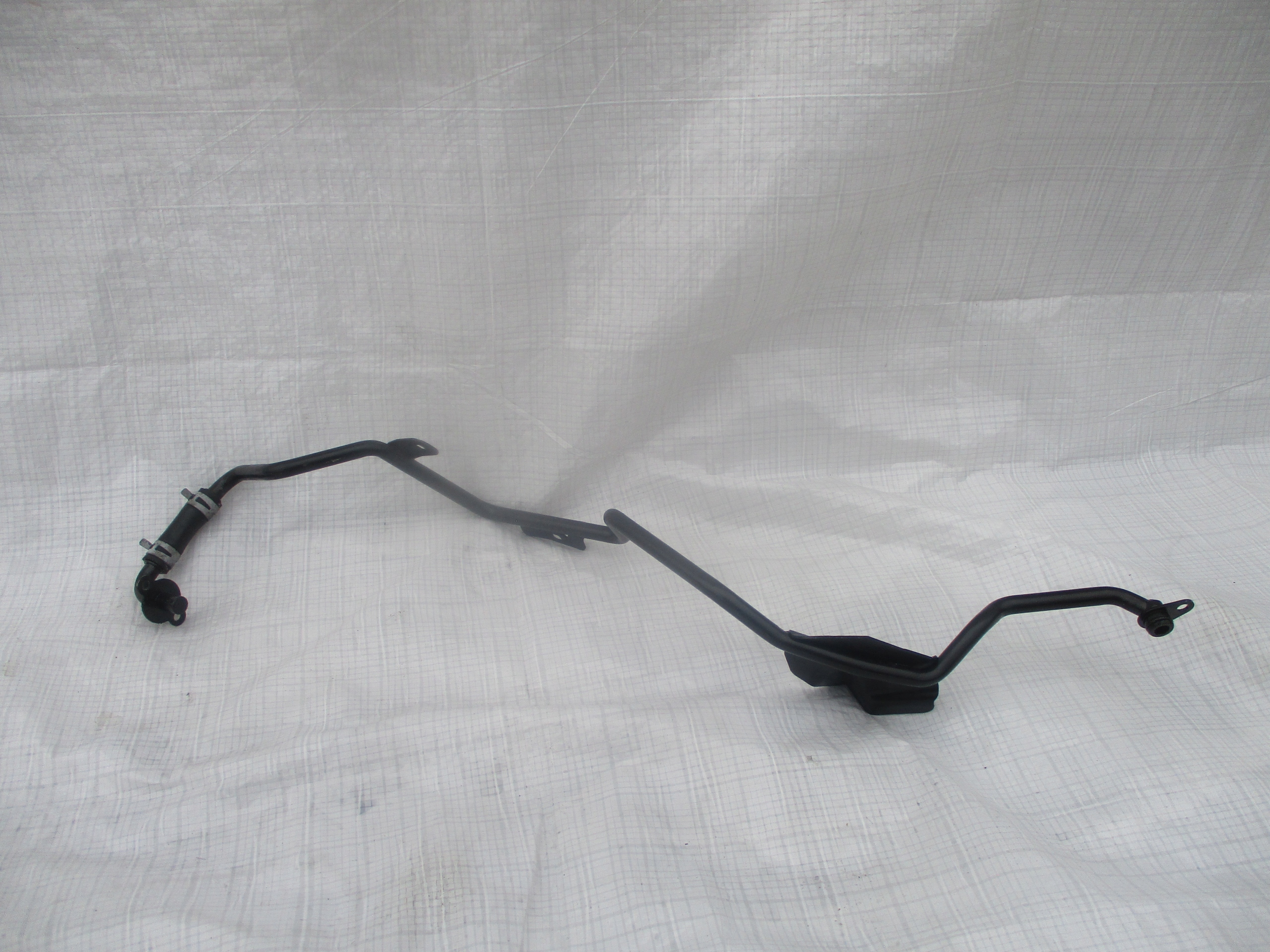 9H2Q-6K621-DC - Range ROVER SPORT L494 3.0 D маслопроводы