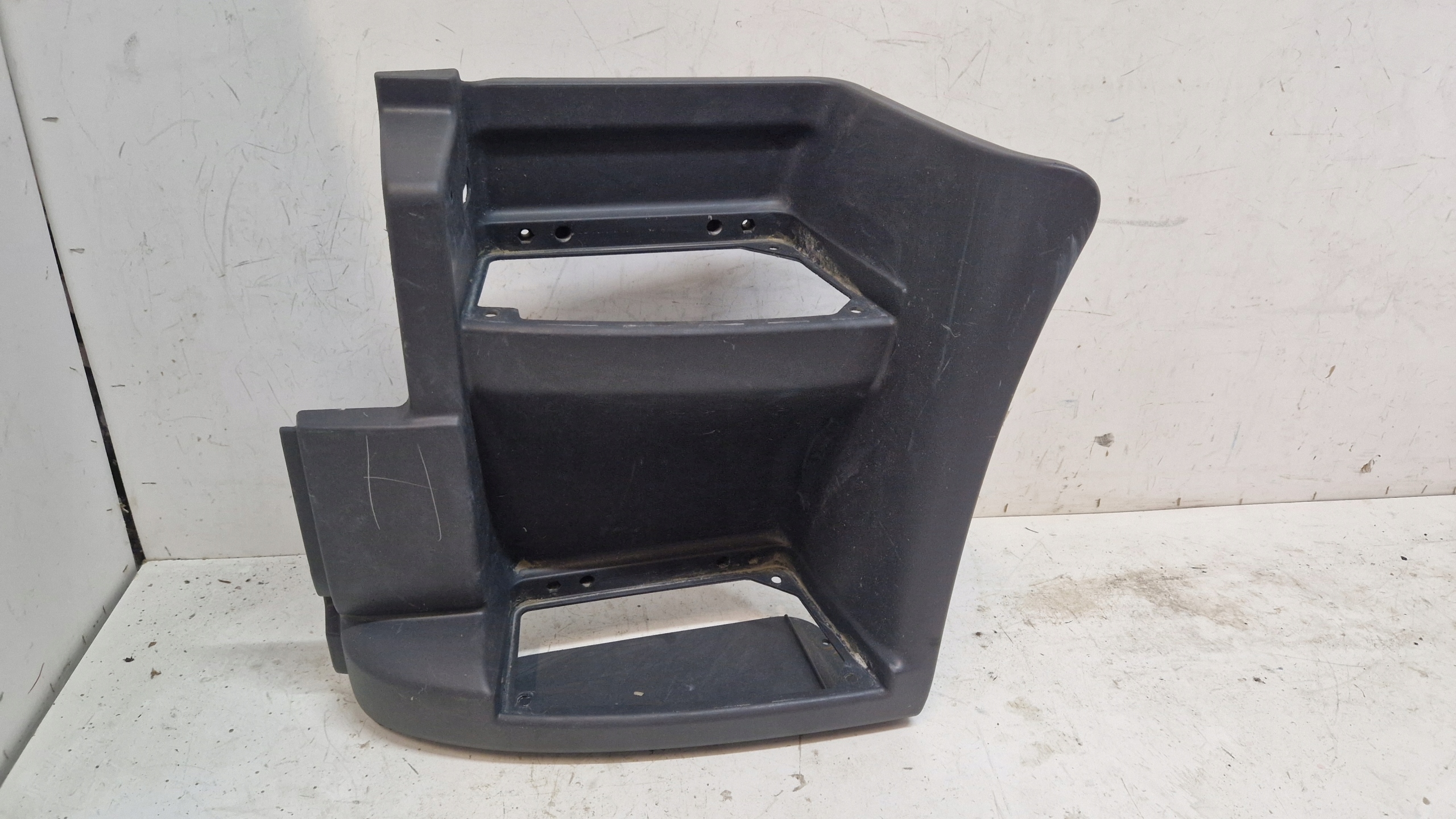 Маточина ступені кабіни renault midlum 5010468439