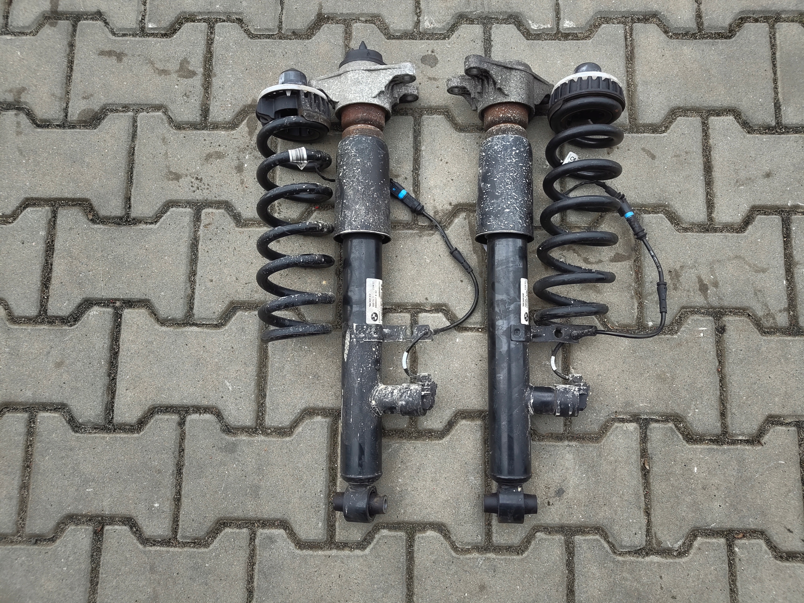 BMW Z4 G29 Stoßdämpfer heck 6894637