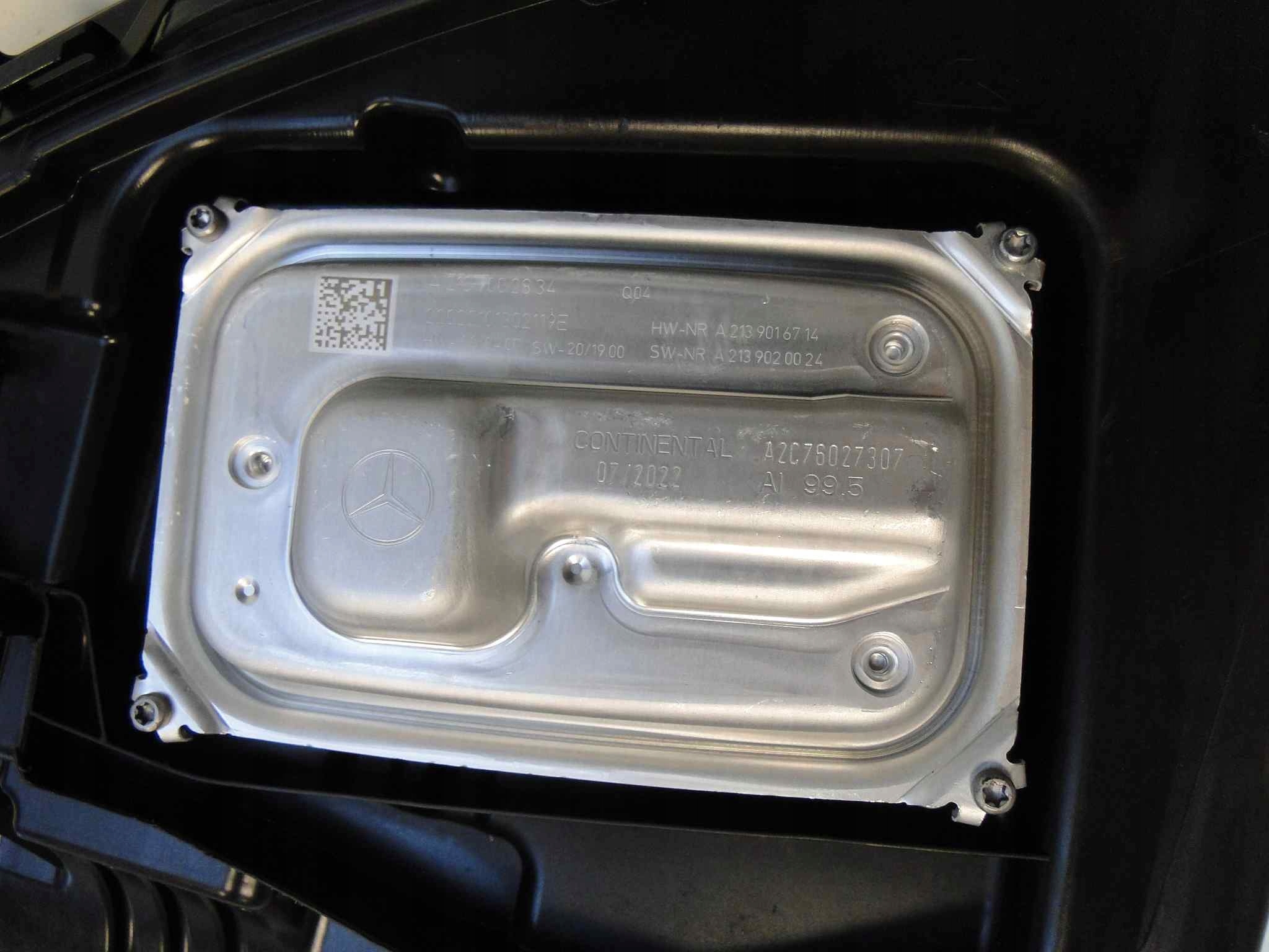 MERCEDES EQB X243 243 PRZETWORNICA LAMPY LED Typ samochodu Samochody osobowe