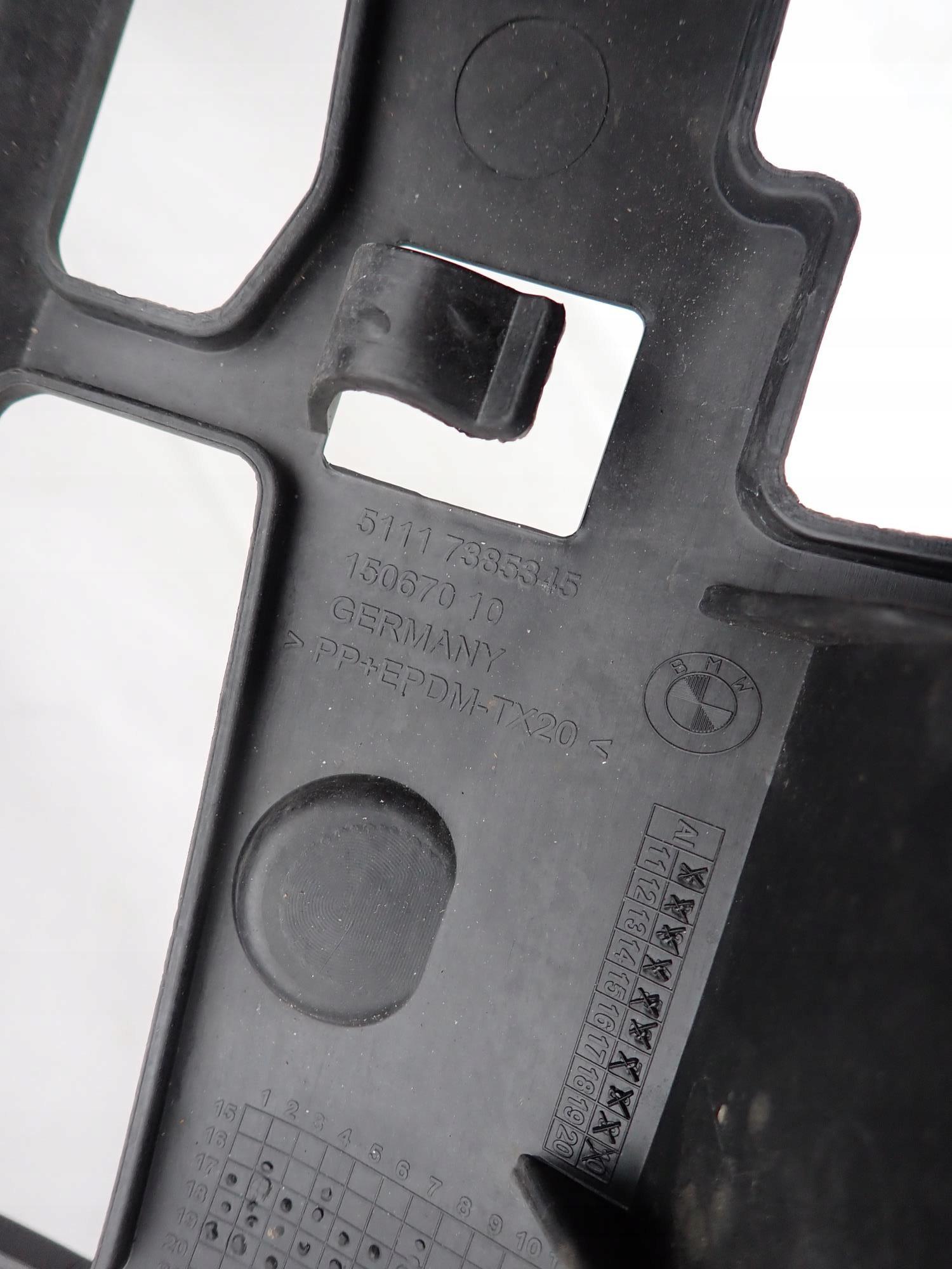 BMW 5 G30 G31 17-20 holder support left front front