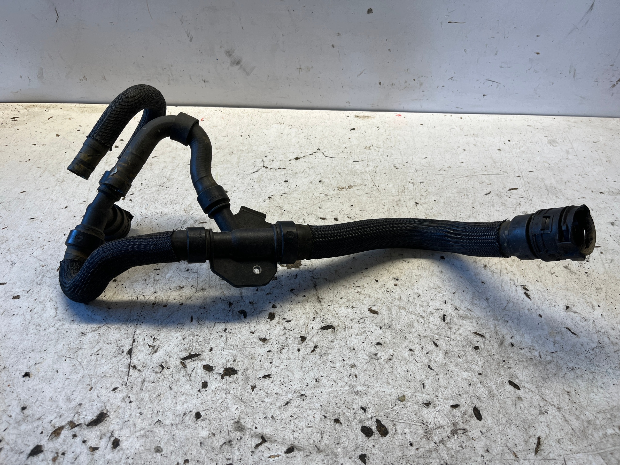 OPEL CORSA F crijevo cijev prijenos gasa vode 1.2 THP