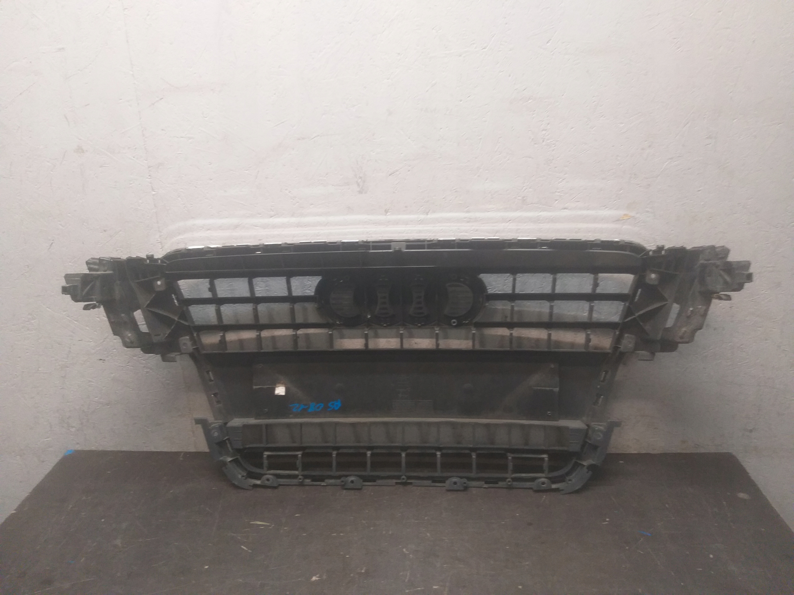 Grille AUDI A5 08-12 8T0853651E