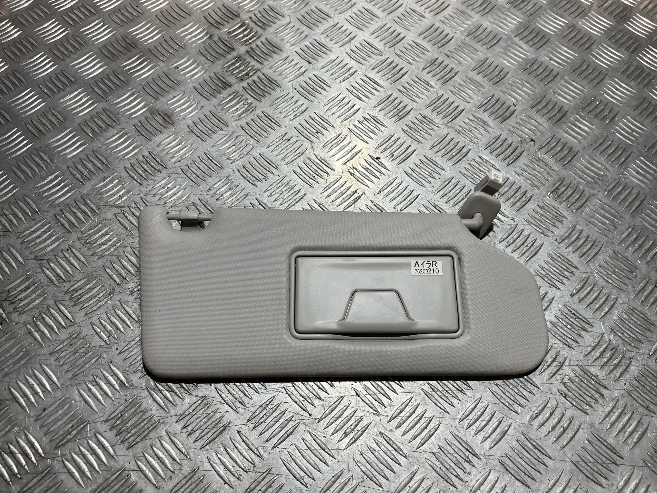 солнцезащитный козырек правый защита mitsubishi ECLIPSE CROSS 17-