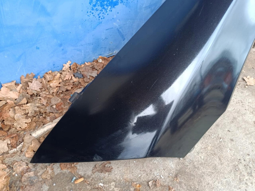 SKODA OCTAVIA II BŁOTNIKPRZÓD LEWY 9910 Numer katalogowy części 01