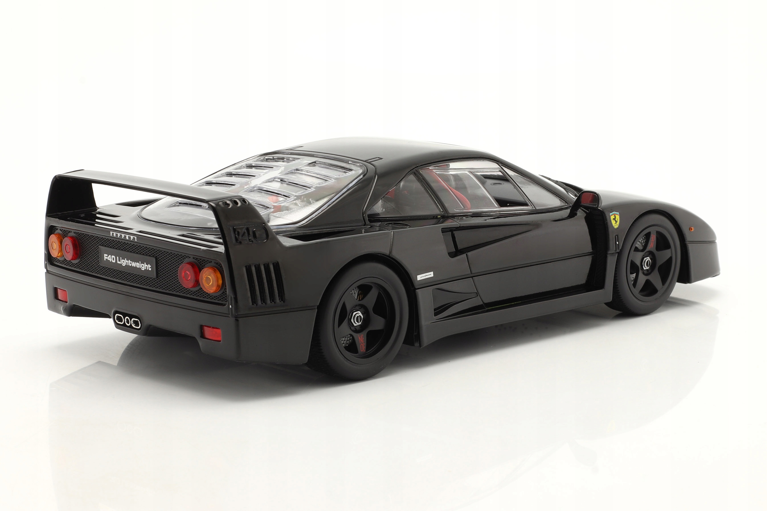 KK SCALE FERRARI F40 Lightweight 1990 Nero 1:18 Marka KK-Scale