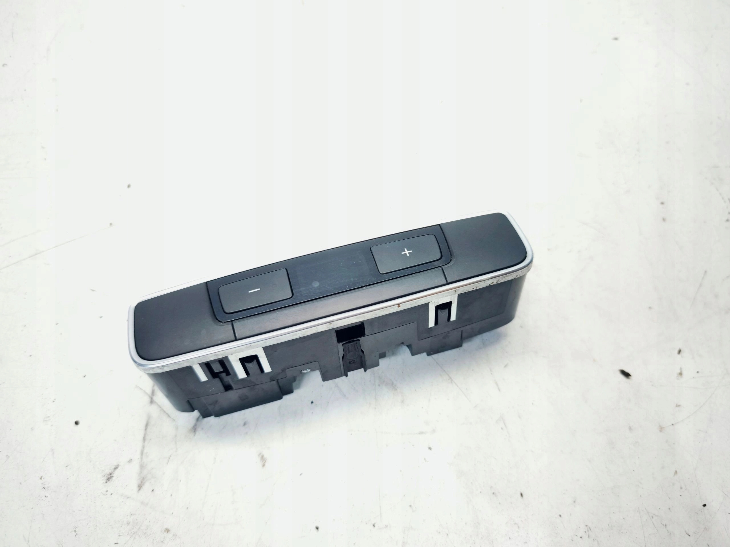 PANEL KLIMATRONIK heizung heck AUDI A4 B9 A5 8W 8W0919158